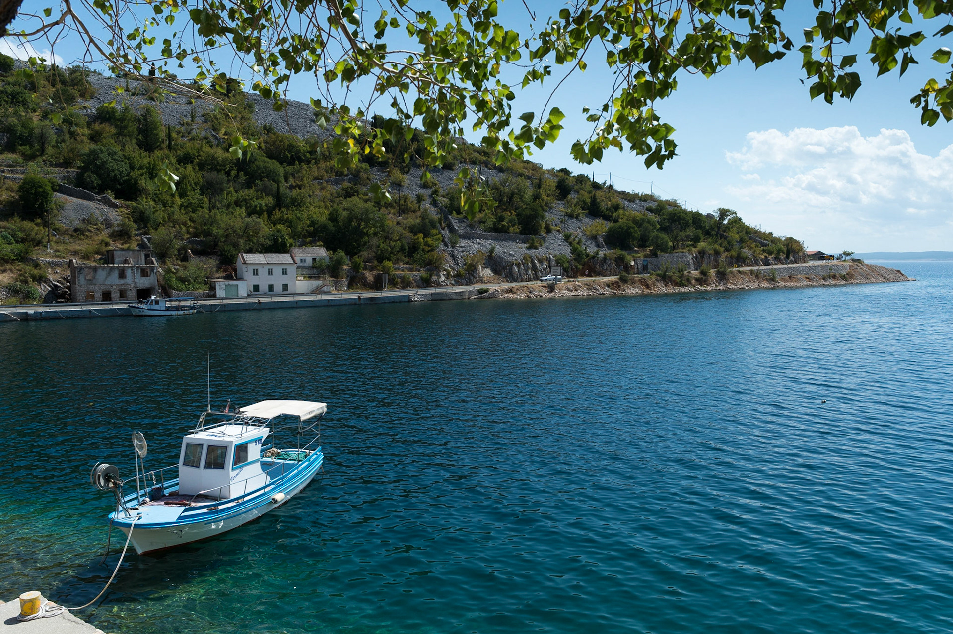 Au bord de la mer Adriatique, en Croatie. /  Along the Adriatic Sea, Croatia.
