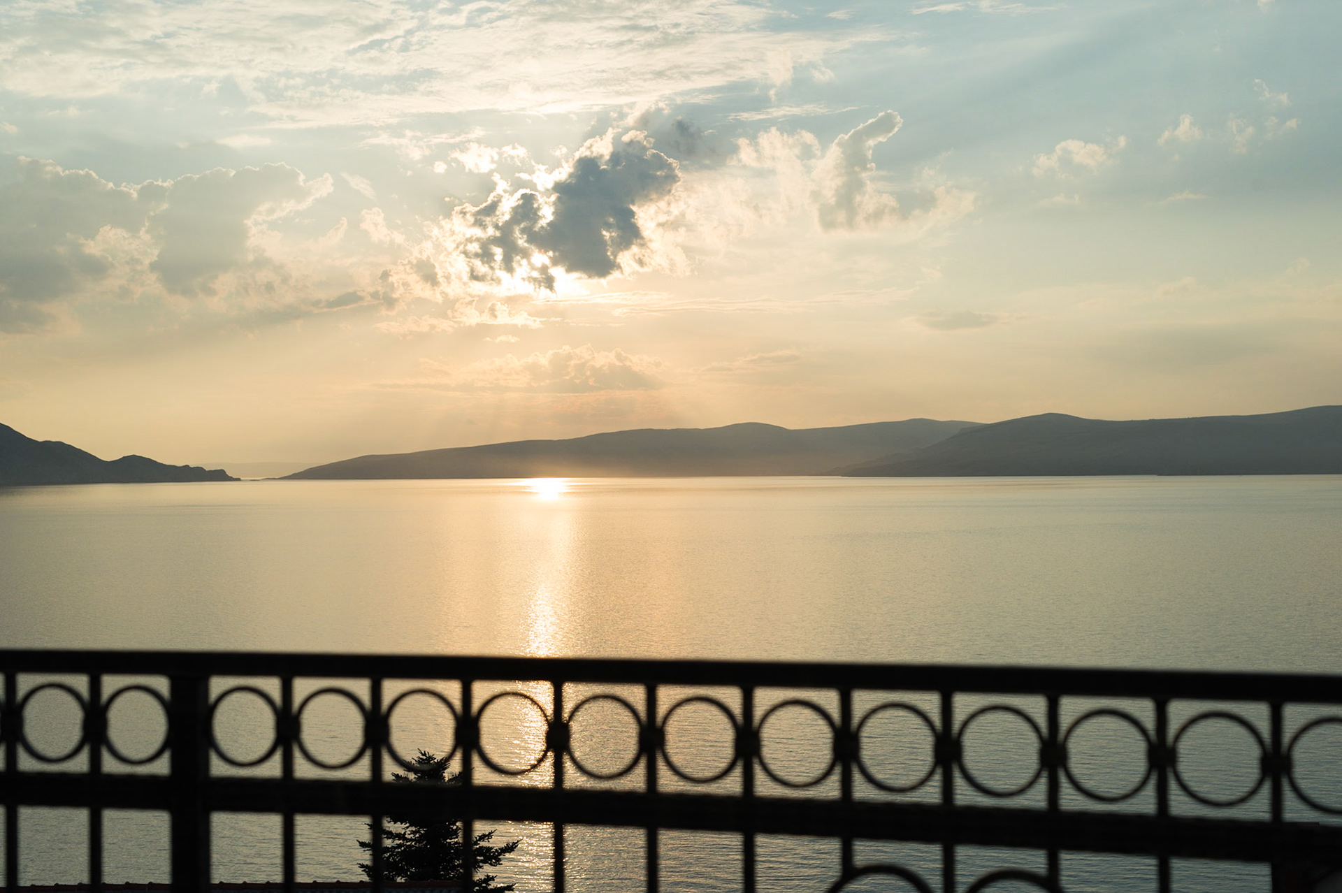 Au bord de la mer Adriatique, en Croatie. /  Along the Adriatic Sea, Croatia.