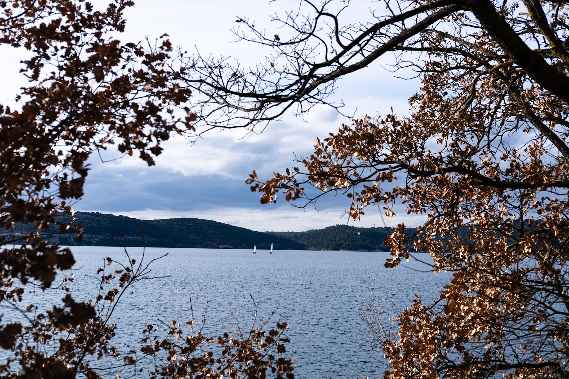 Le Lac de Sainte Croix en hiver près de Bauduen, Var, France
