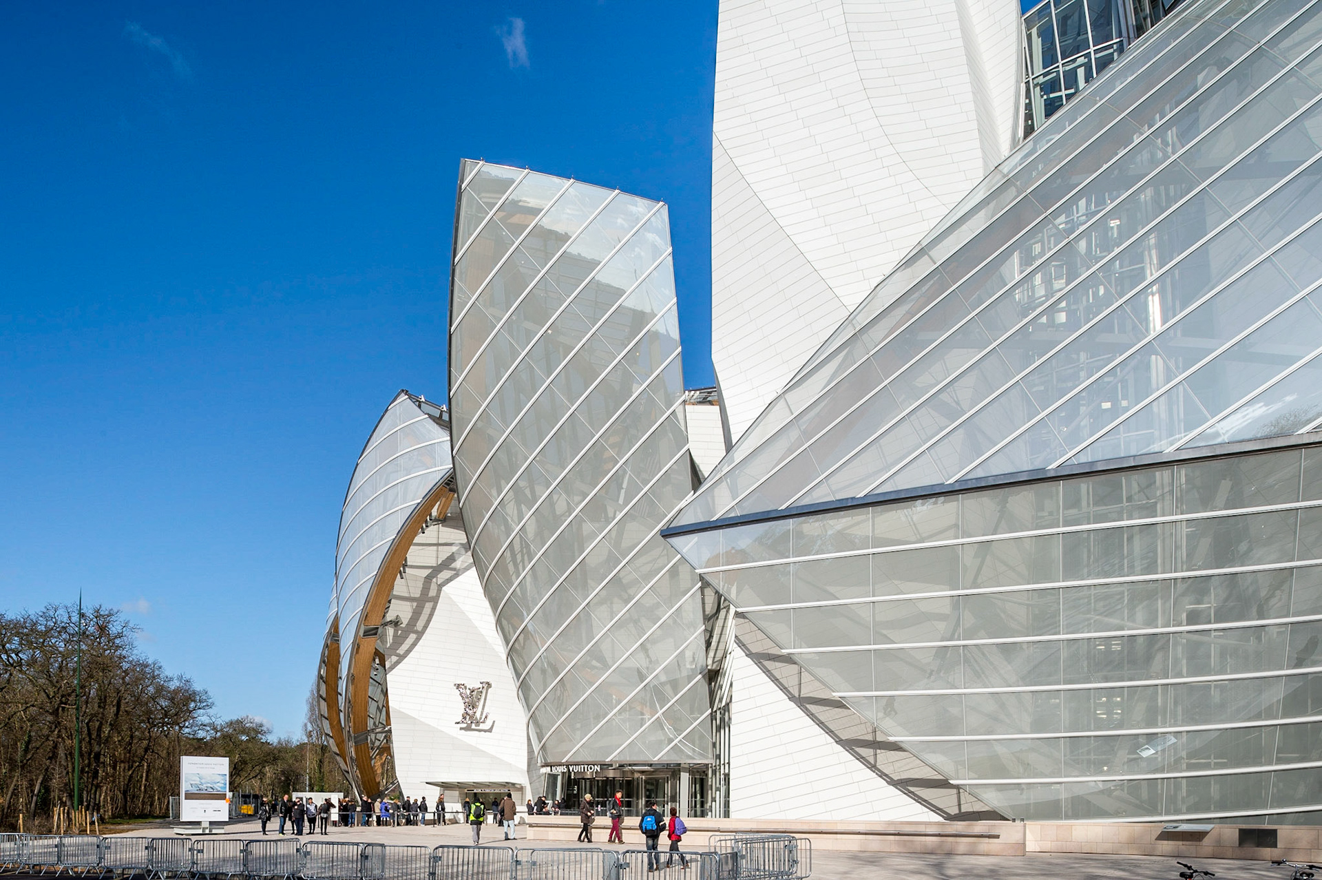 La Fondation d'entreprise Louis Vuitton, Paris. Frank Gehry architecte.