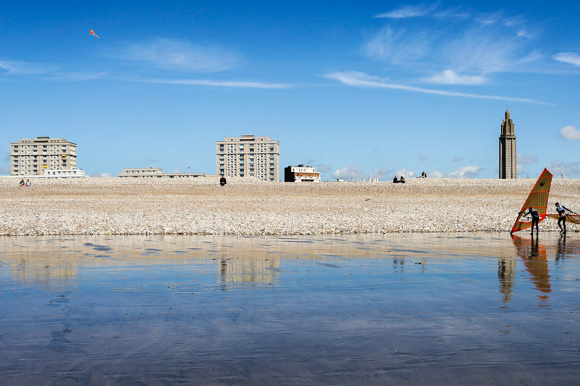 Le Havre. La plage / Le Havre. The beach.