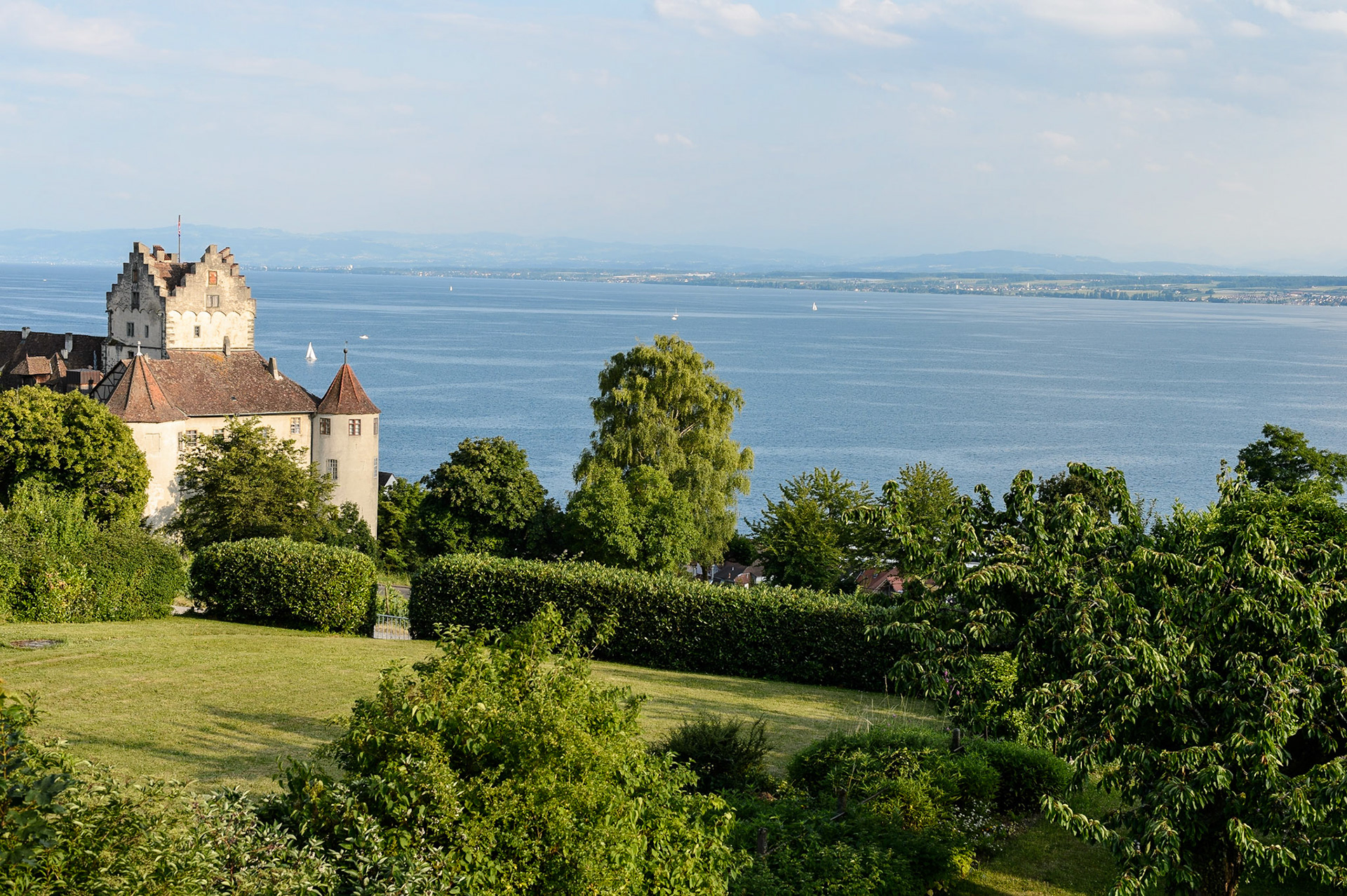 le château de Meersburg petite ville médiévale située au bord du lac de Constance, Bade-Wurtemberg,Allemagne  / Castle Meersburg small medieval town on Lake Constance, Bade-Wurtemberg, Germany