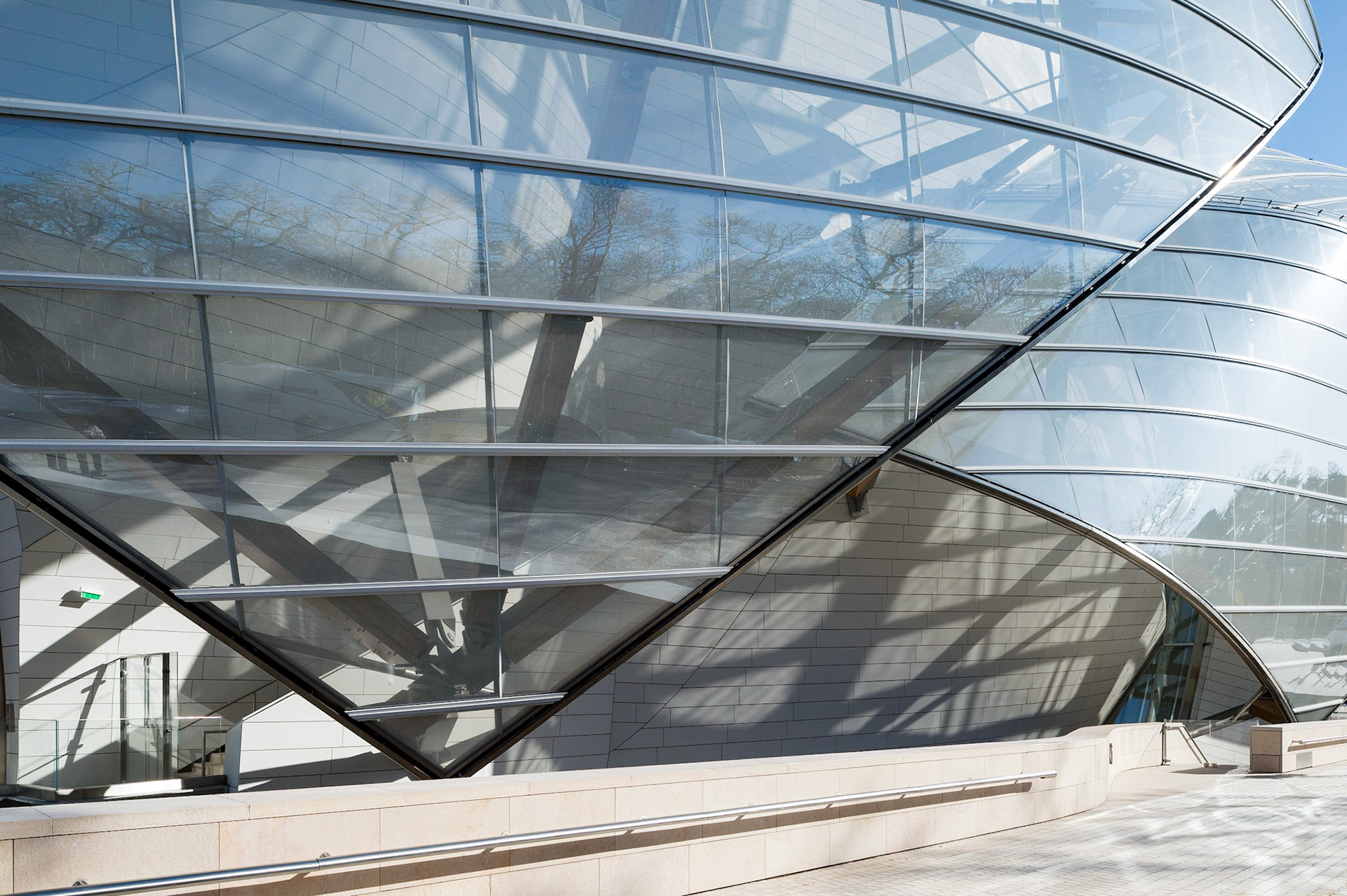 La Fondation d'entreprise Louis Vuitton, Paris. Frank Gehry architecte.