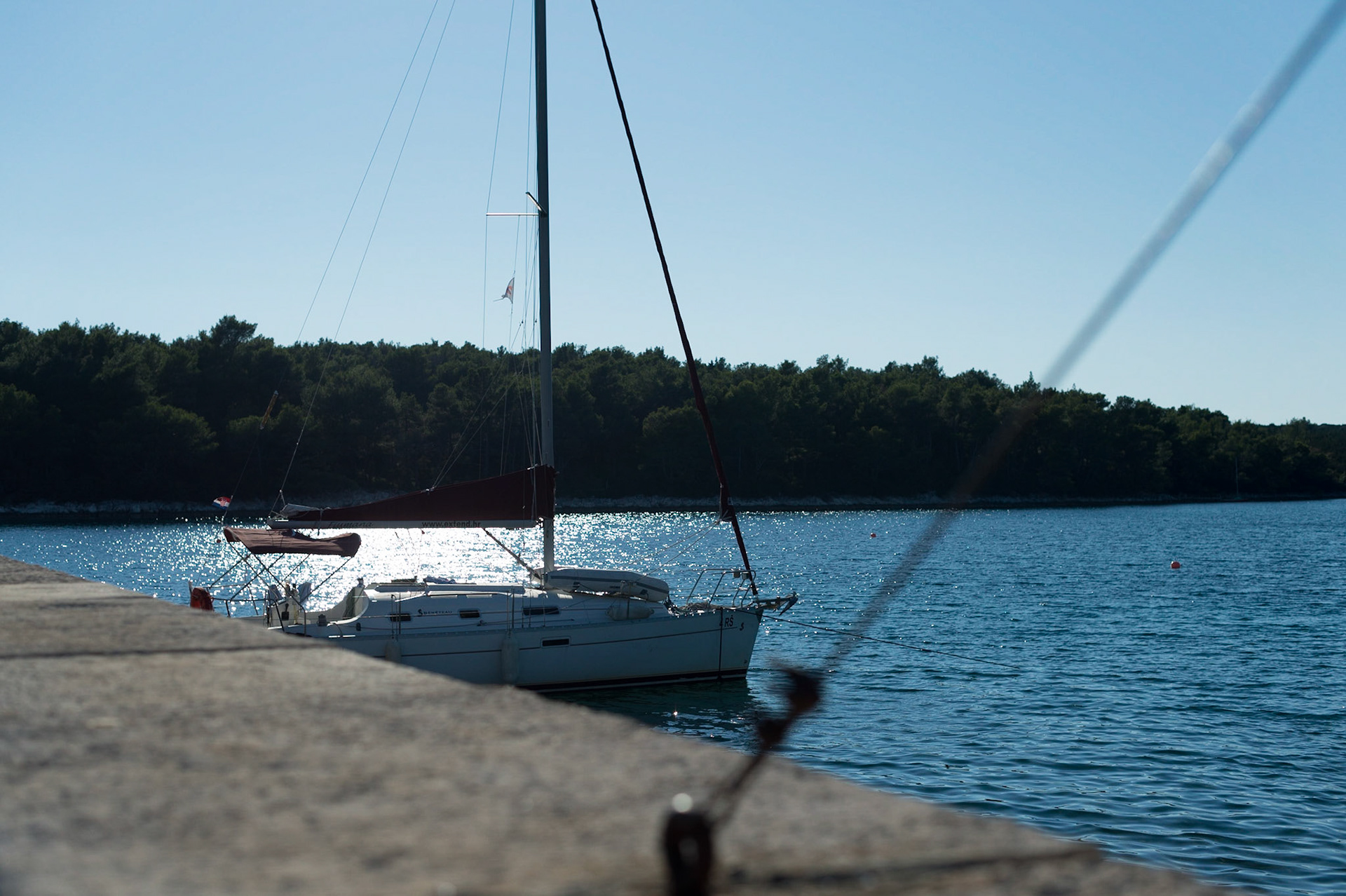 Punta Kriza, ile de Cres, Croatie. /  Punta Kriza, island of Cres, Croatia.