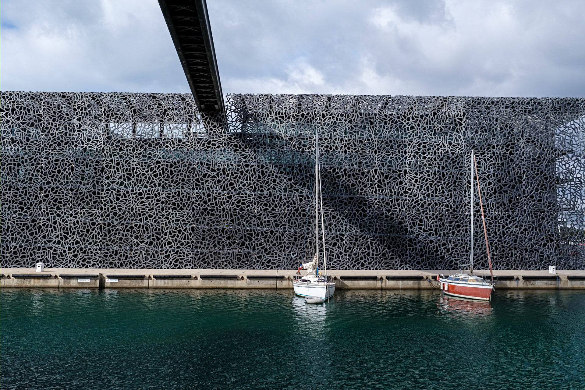 MUCEM, architecte Rudy Ricciotti (associé à Roland Carta). Marseille, Bouches du Rhône. France.