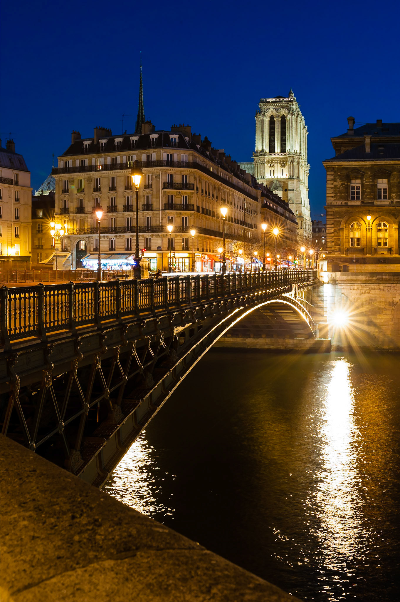 Paris. Pont d'Arcole