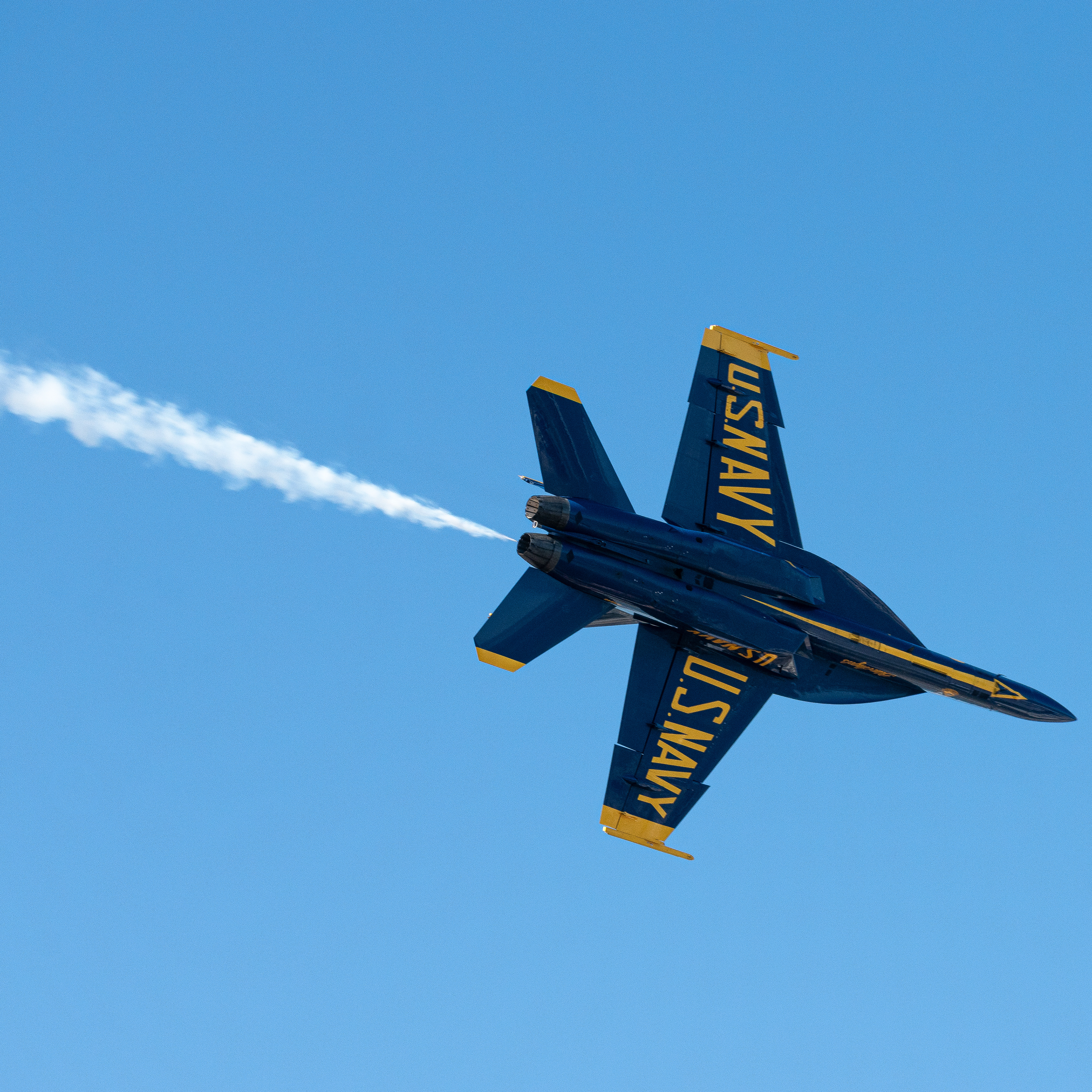 US Navy Blue Angels fly over San Francisco