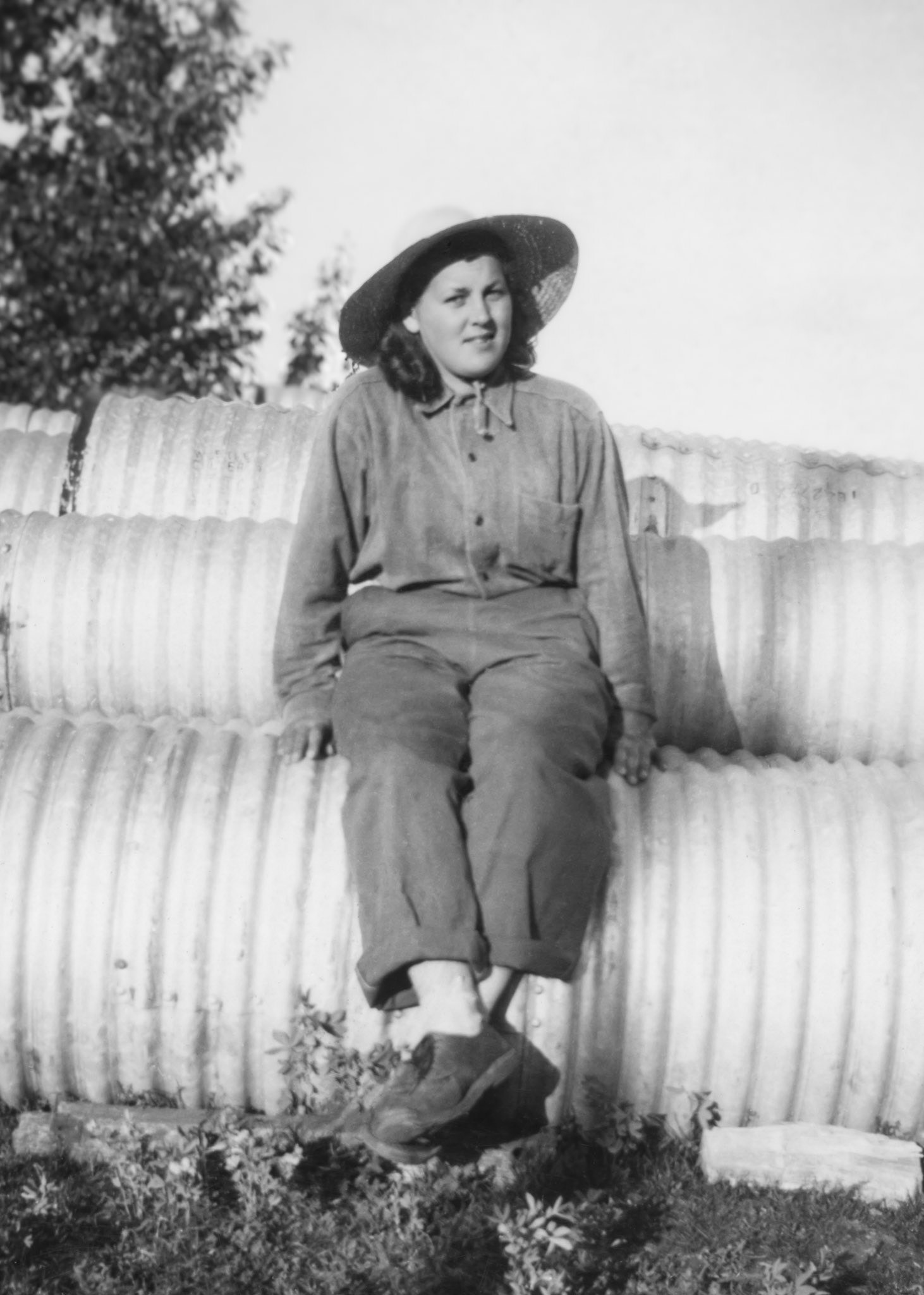 1949 • Lena (Wasylena) Shewchuk (#)