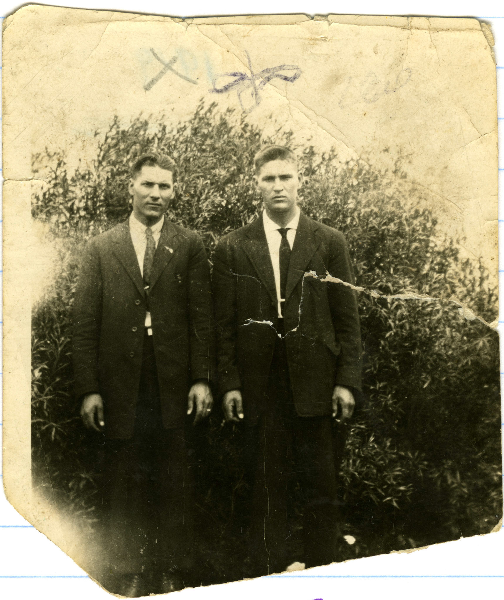 Circa  1919~1920: BEFORE: Brothers: L to R: Frank (Onufrie) Shewchuk  - Mechailo (Mike) Shewchuk