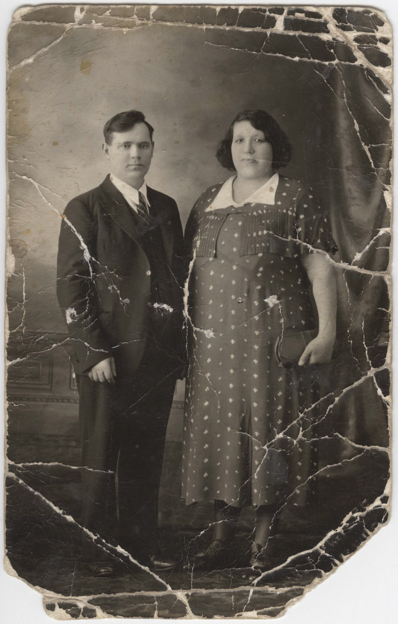BEFORE: 1935, Aug 11: Nick Shewchuk and wife Elana , San Francisco, California.