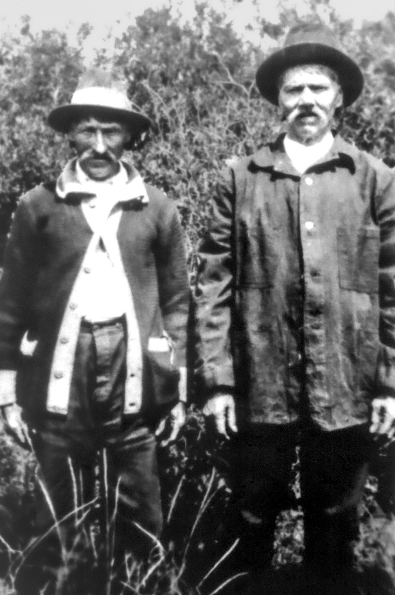 Circa 1928: Left: (ID108) Petro Shewchuk Right: (D078) brother of Stefan Shewchuk.(Stephan, father of Mike SHewchuk of Willingdon, AB).