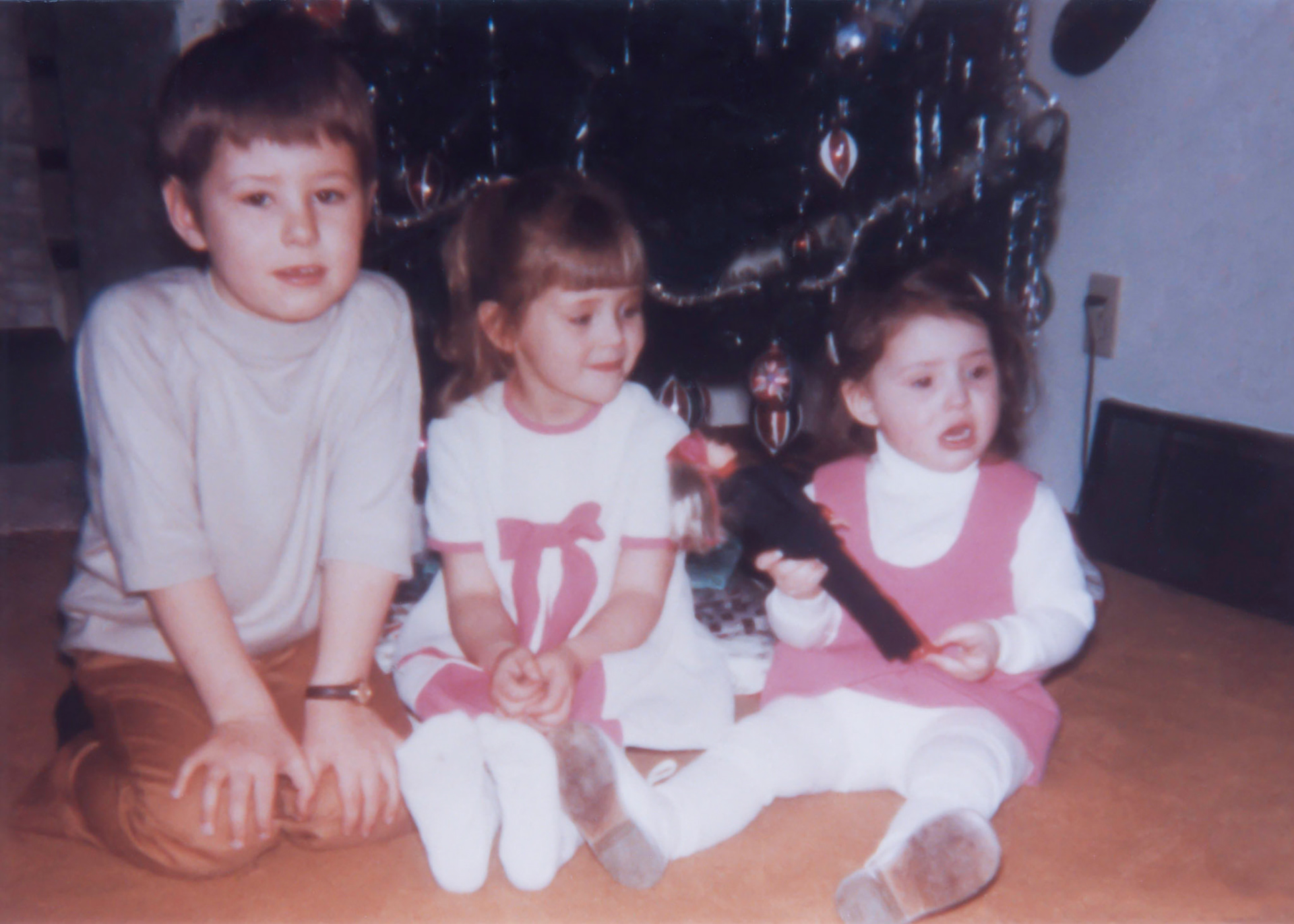 Christmas 1971 •  Brian (7) - Lee-Ann (5) - Sherri (2) Children of John Huculak &amp; Kathleen [Shewchuk] Huculak at the family home (7820-145th Ave) in Edmonton, AB.