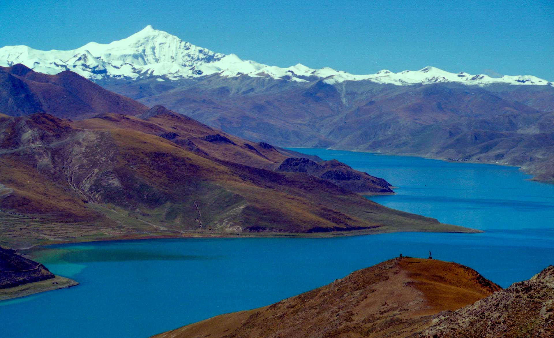 Yamdrok Tso Lake - Tibet