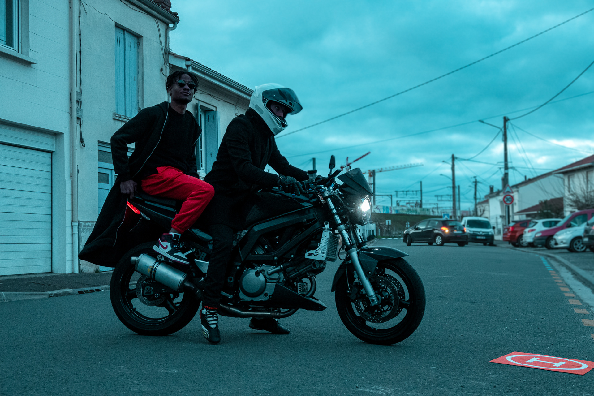 Shooting of SNS video clip © Célia Lorin