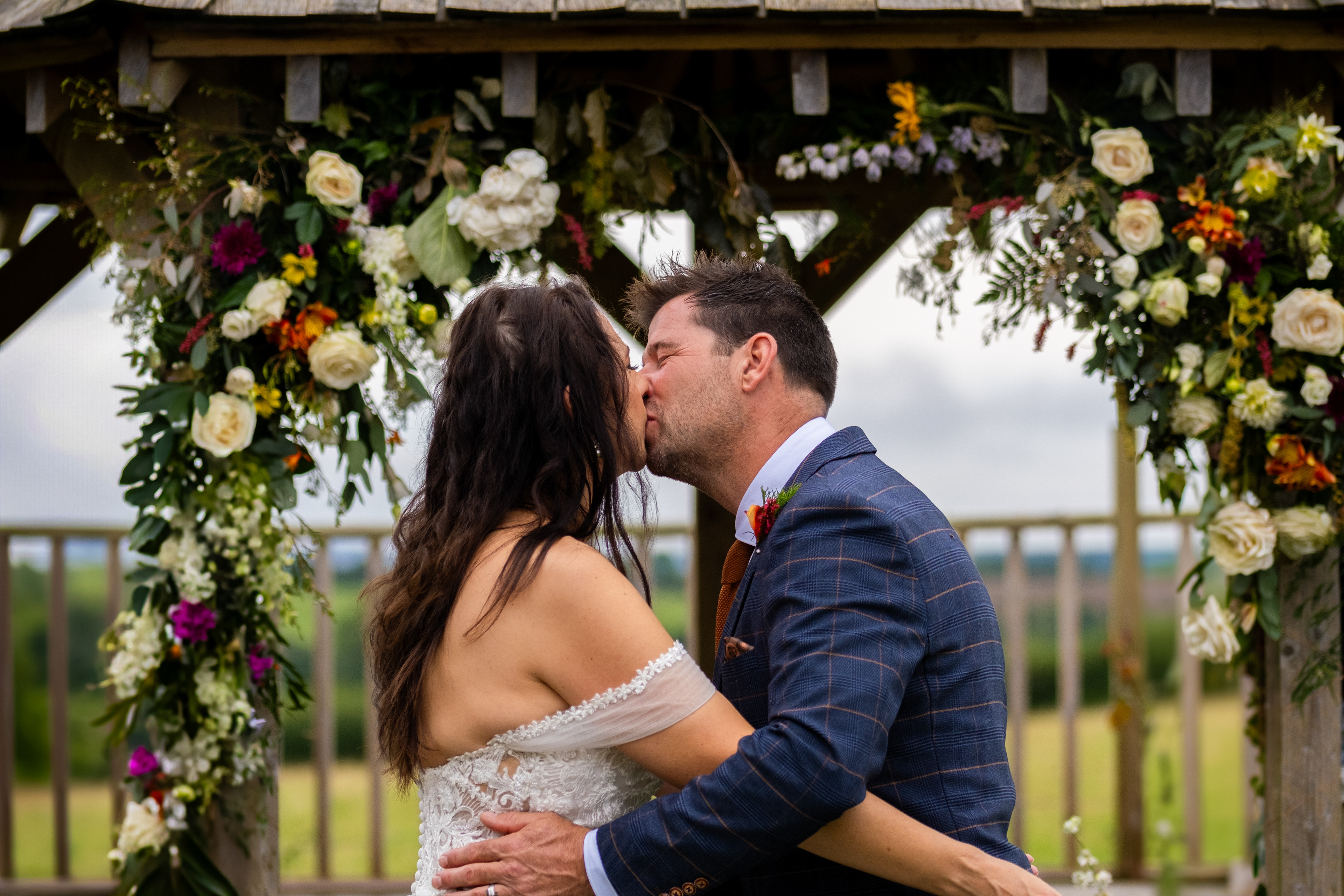 James & Lisa's wedding : Taken on fuji xpro3