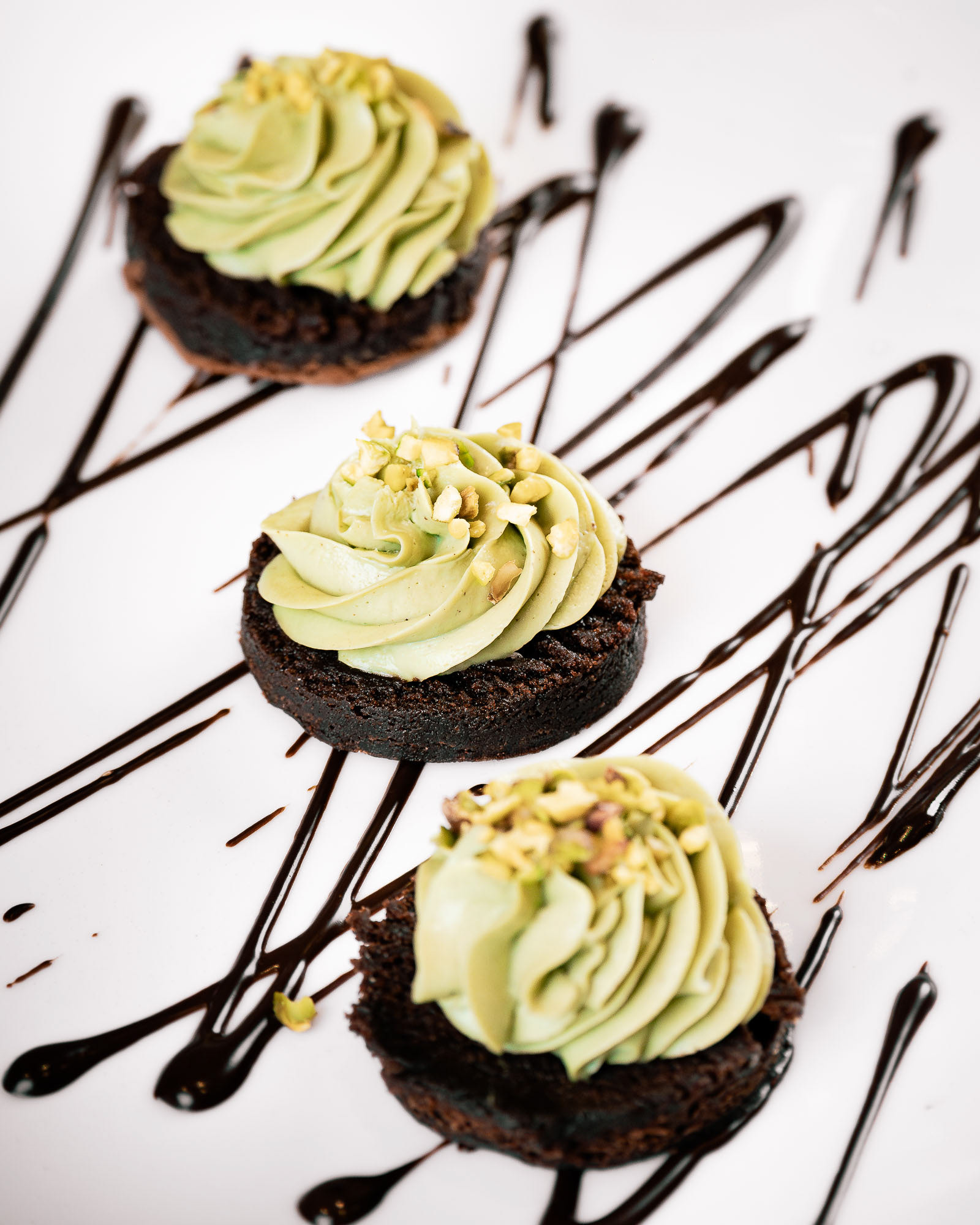 Agenzia: Yooou - Cliente: L'Insolito Bistrot