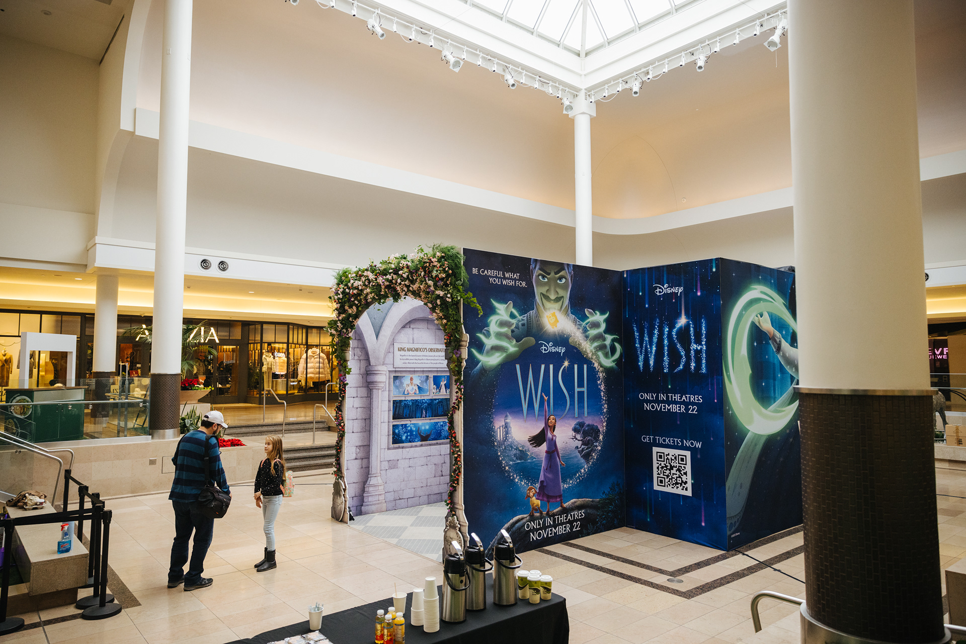 Custom Walls + Florals