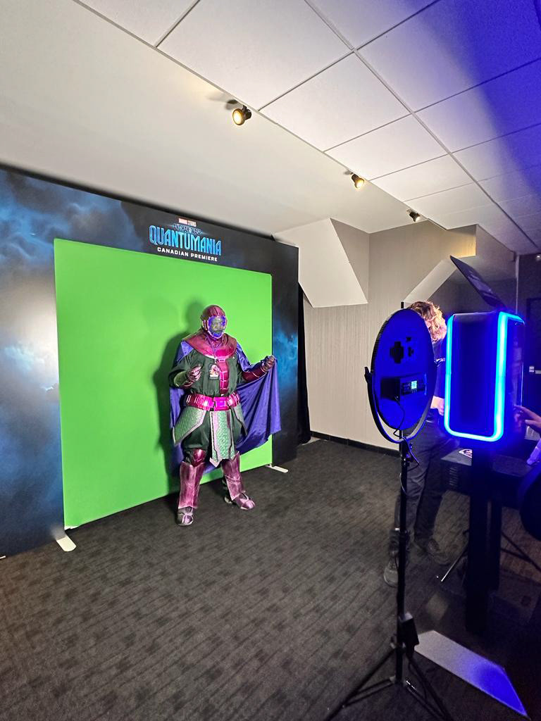 Custom Framed Green Screen Photo Op (Custom Backgrounds)