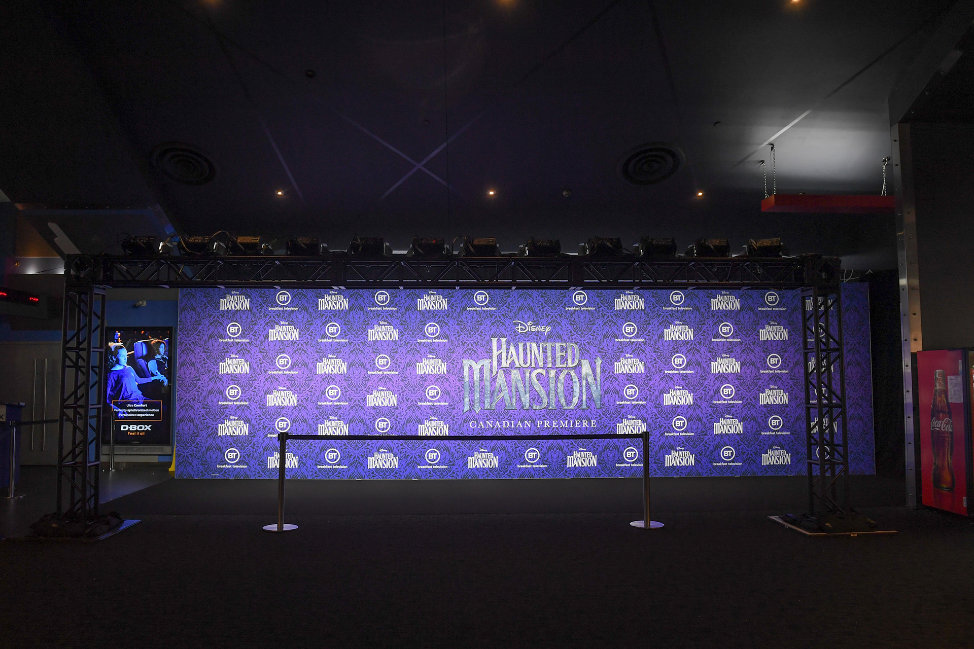 Custom 10 x 35 Backwall with Carpet