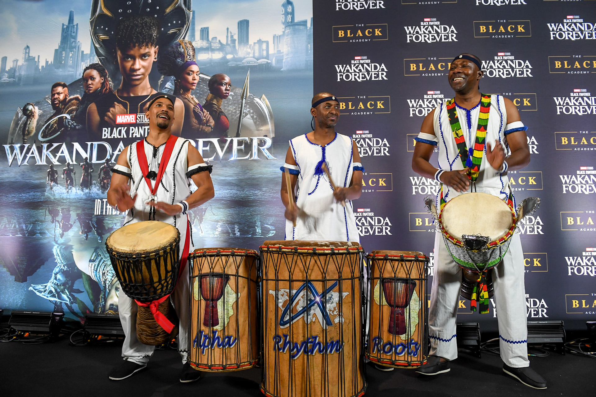 Custom 10 x 35 Step and Repeat with Black Carpet + Lighting
