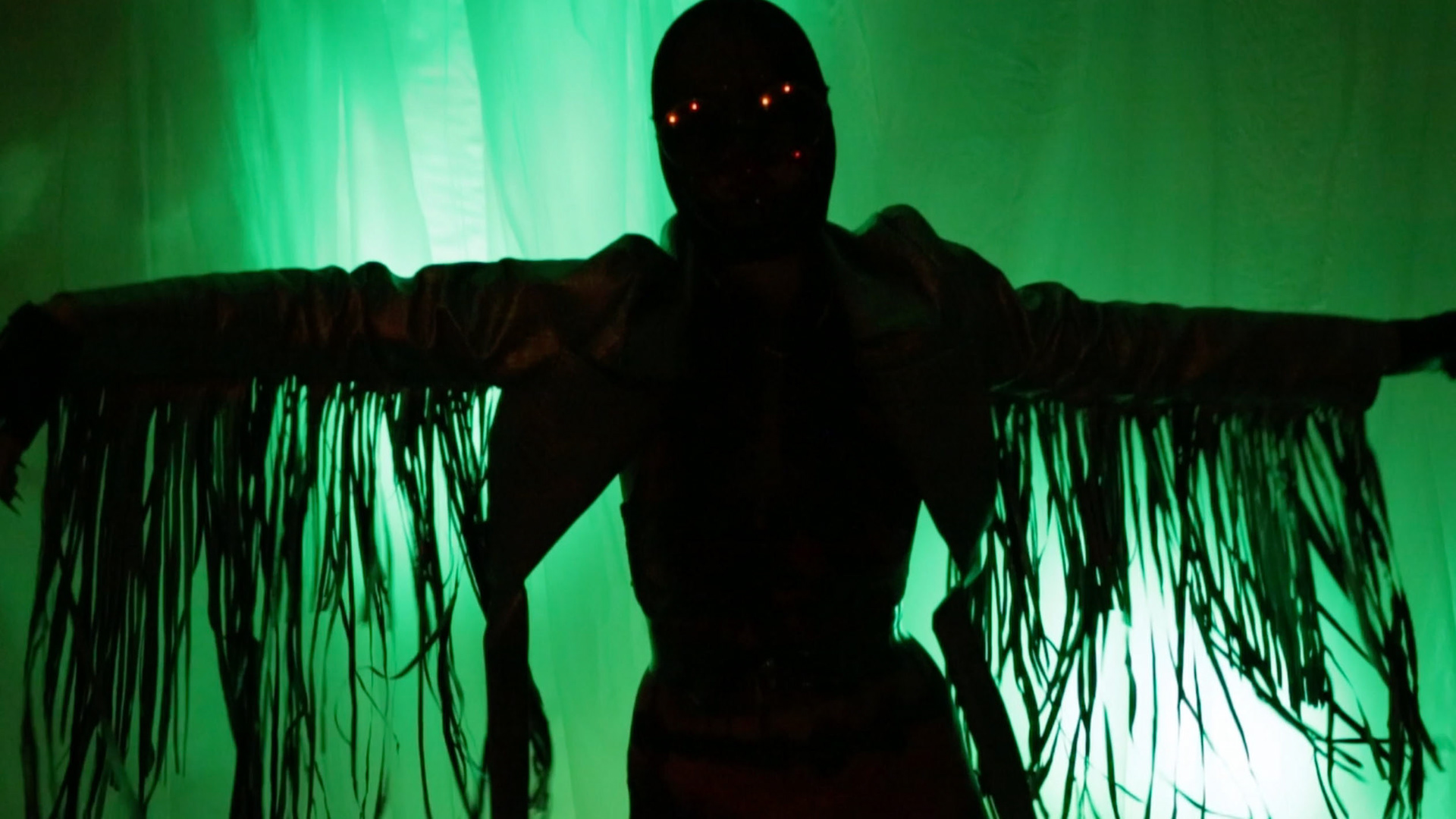 Still issu du clip Alien, image par FraiseVinyl