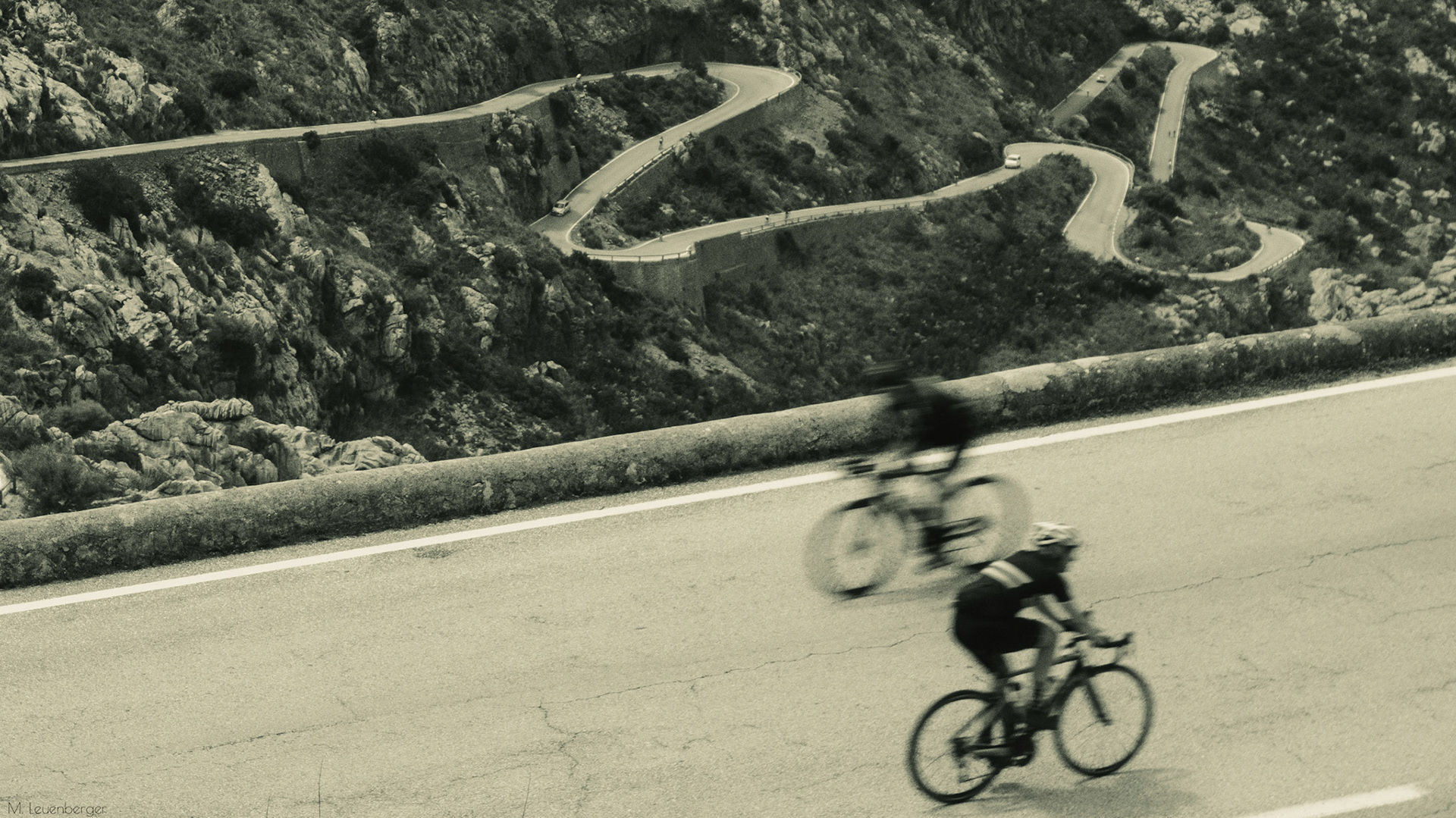 Runterfahren geht schneller als den Pass hochzufahren