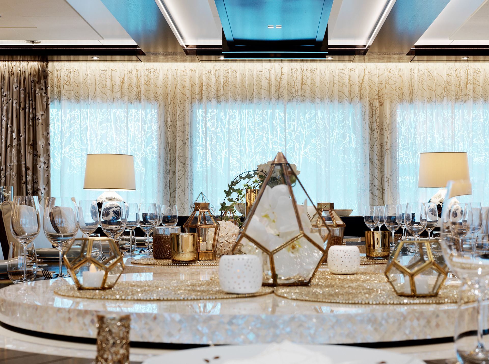 Art of luxury Megayacht Equanimity