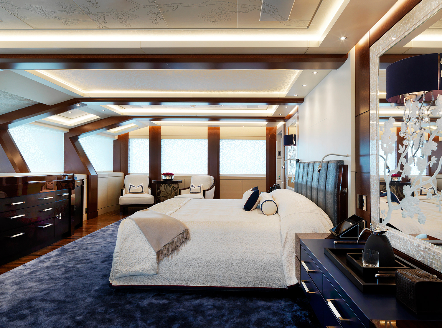 Art of luxury Megayacht Equanimity