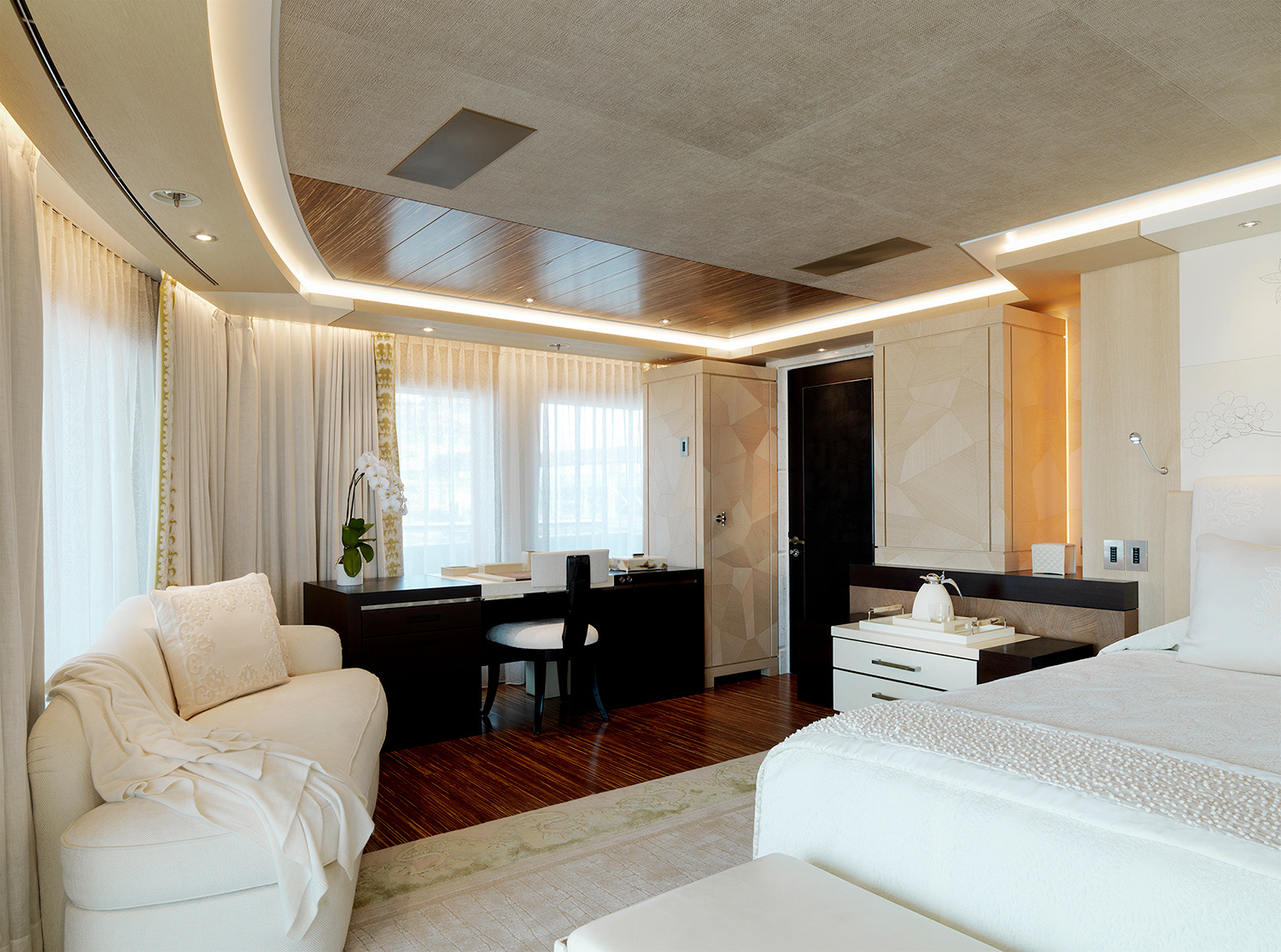 Art of luxury Megayacht Equanimity