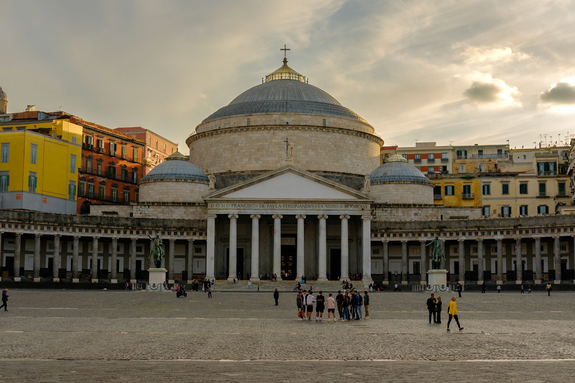 Naples 2024 - Piazza del Plebiscito