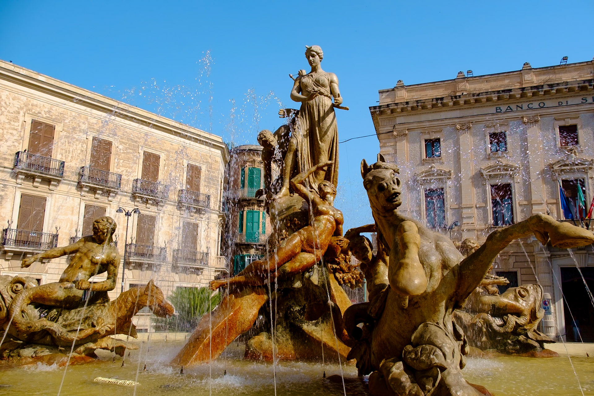 Siracusa - Piazza Archimede - Fontana di Diana