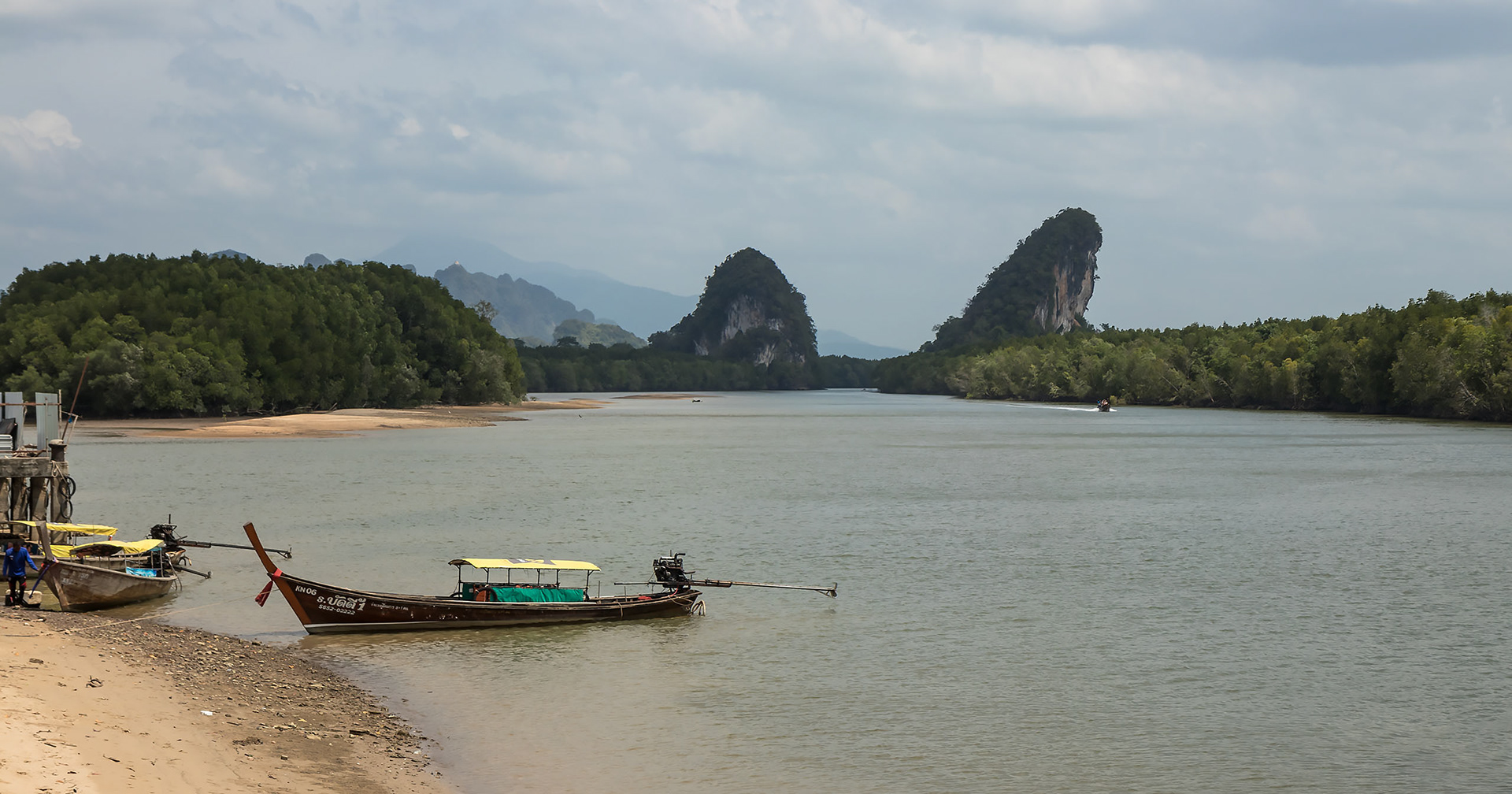 Two Rocks called Khao Khanab Nam