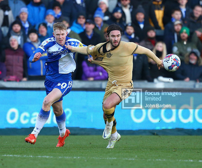 Josh Coburn of Bristol Rovers battles with Dan Jones of Port Vale during the Sky Bet League 1 match at the Memorial Stadium, BristolPicture by John Barben/Focus Images Ltd 07973 42002210/12/2022