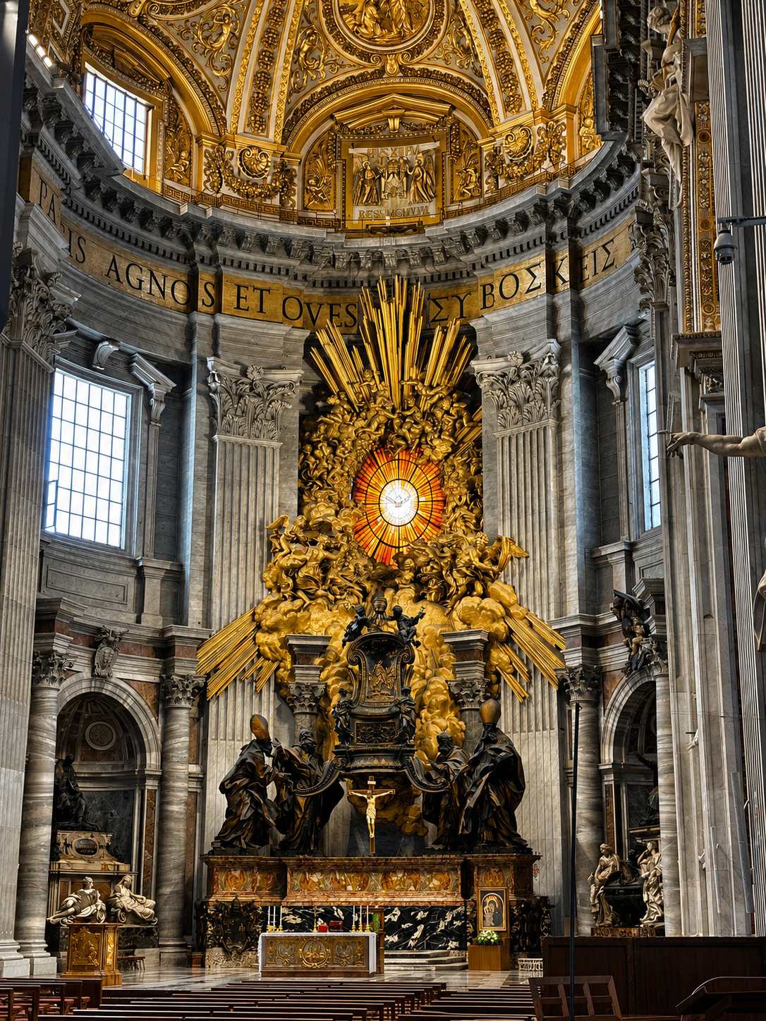 L'abside della Basilica di San Pietro – Vatican City, Lazio, Italy