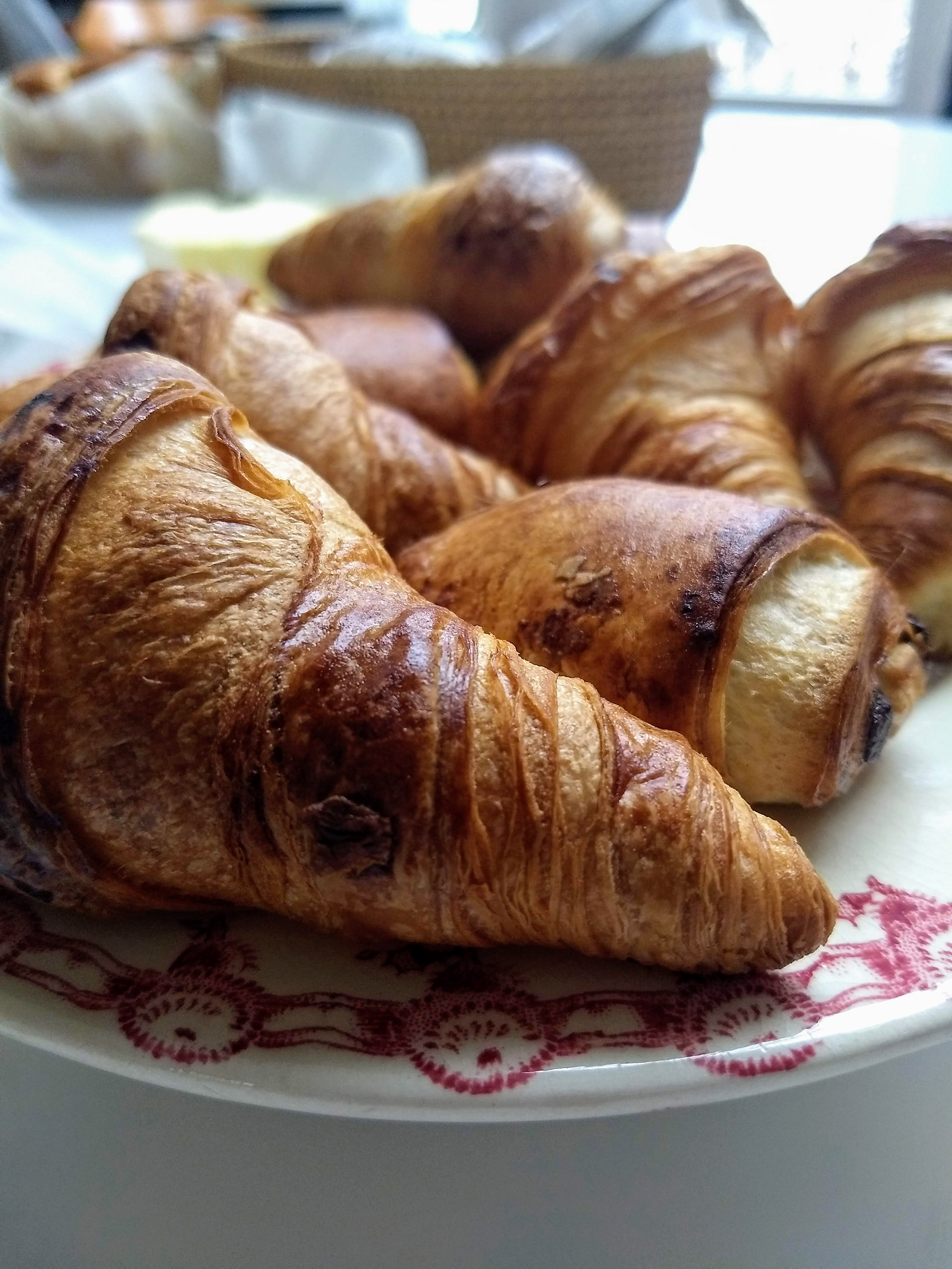 petit déjeuner servi sur demande de 8h à 9h30