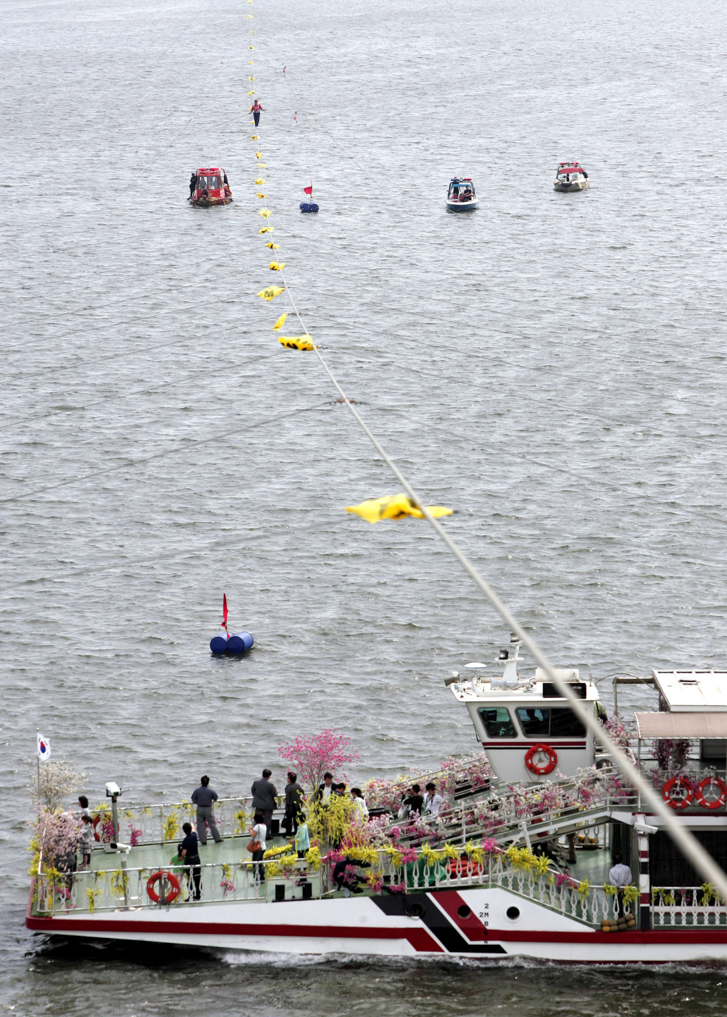 Han River Hith Wire World Championship in Seoul, South Korea, 09 May 2009.