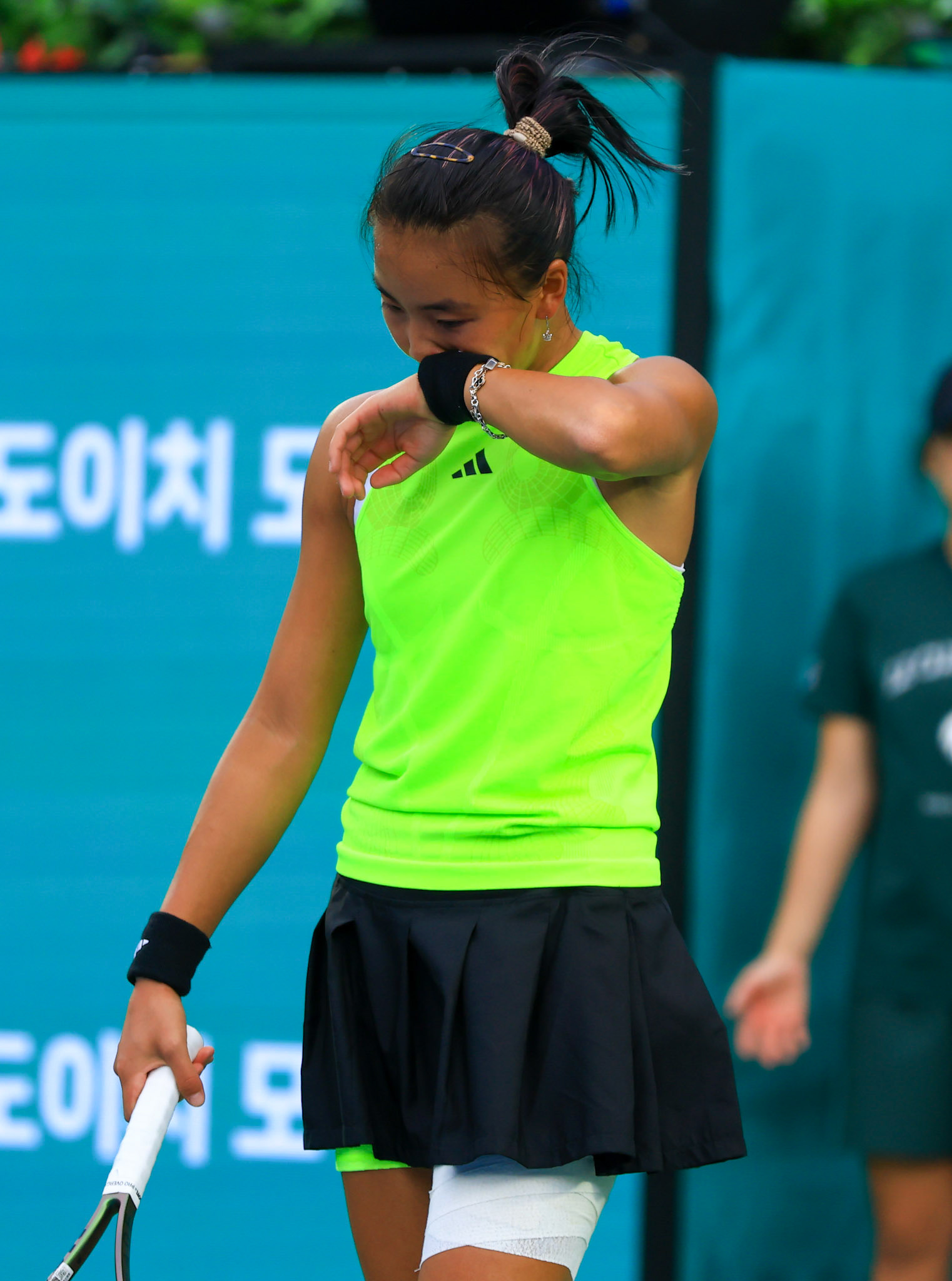 Yue Yuan of China returns to Jessica Pegula of the United States during their round of singles final match at the Hana Bank Korea Open Tennis Tournament at the Olympic Park Tennis Court in Seoul, South Korea, on October 15, 2023. Matrix Images / Lee Kitae