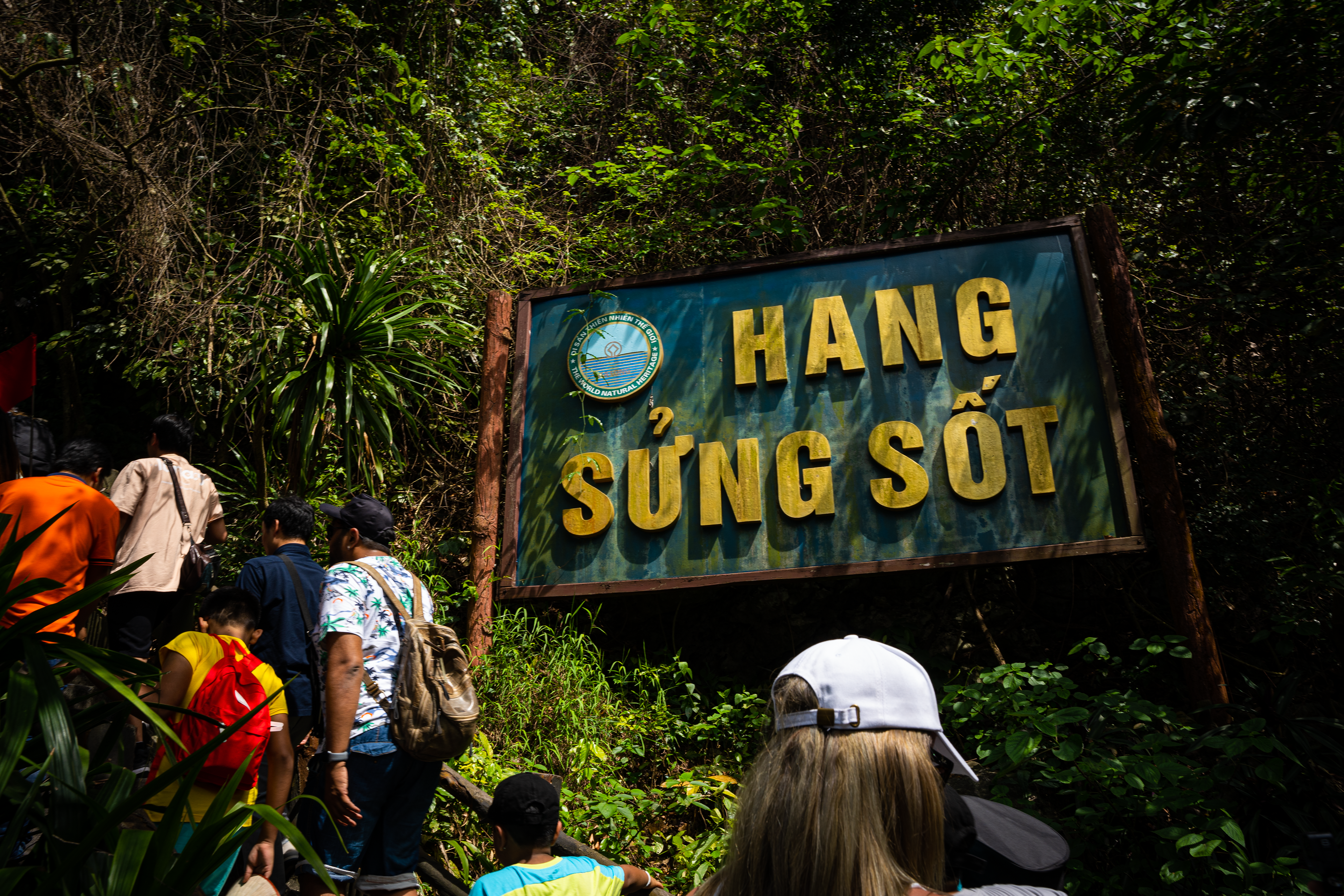 Exploring Hang Sửng Sốt Cave at Hạ Long Bay.