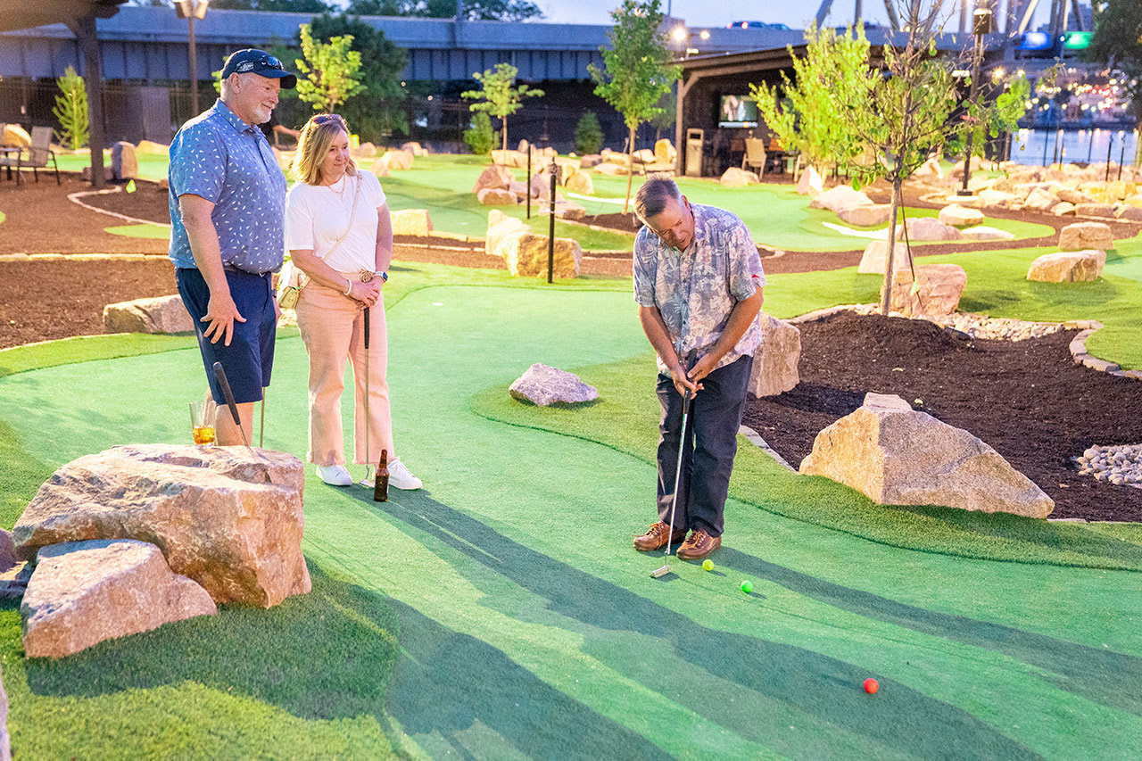 Putt Club