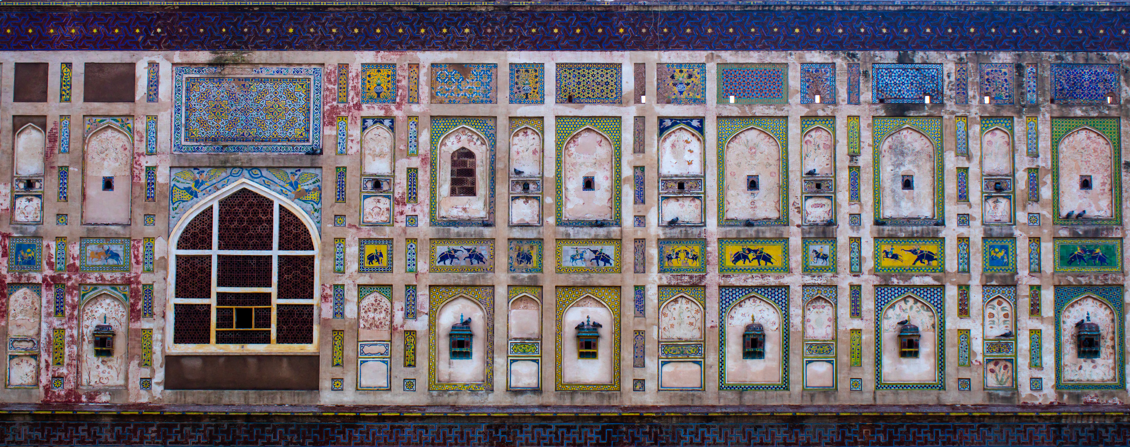 MUGHAL