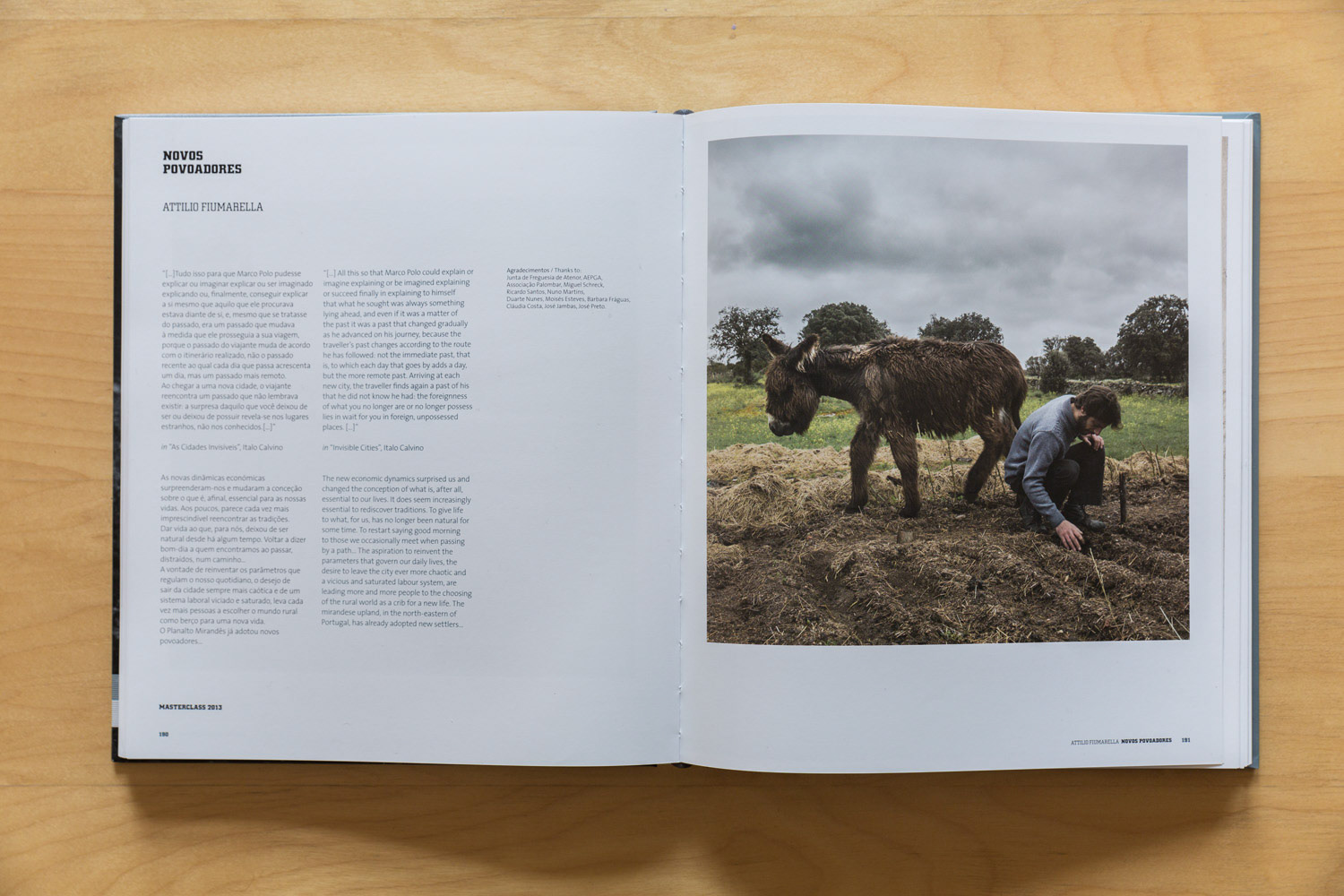 BOOK "Entre Margens - Em busca de uma nova cartografia de imagens para o Douro" (Between River Banks - Searching for a new image cartography for Douro) 2013, Museu do Douro