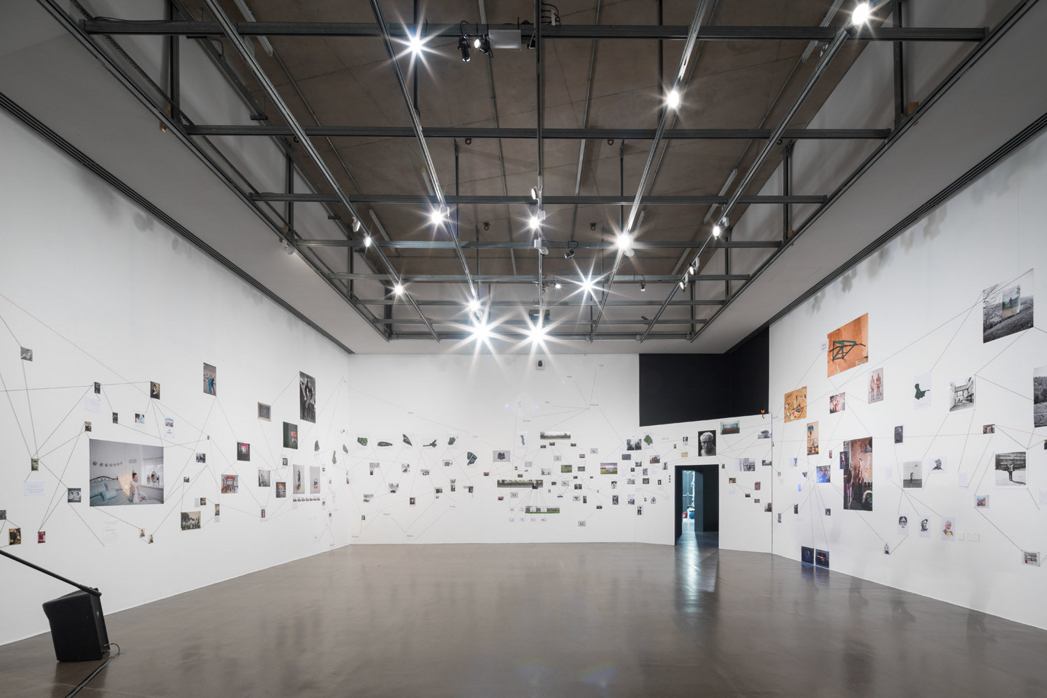 GROUP EXHIBITION. 17.02.2018 | 11.03.2018 MIDDLE BOUND QUAD, Derby, UK For the first time I will show part of my ongoing research on British Identity. This exhibition follows a week workshop organised by Mauro Bedoni and under the direction of Patrick Waterhouse and Tim Wan. Participants: Farhad Berahman, Daniela Bayfield, Rica Cerbarano, Attilio Fiumarella, Shirley Hitchcock, Lynne Hollingsworth, Jessica Hollinshead, Tim Kay, Sally Kesterton, Fanni Kopacsi, Patricia Nimmo, Tristan Poyser, Richard Richards, David Severn, Tim Shore, Thomas Tierney.