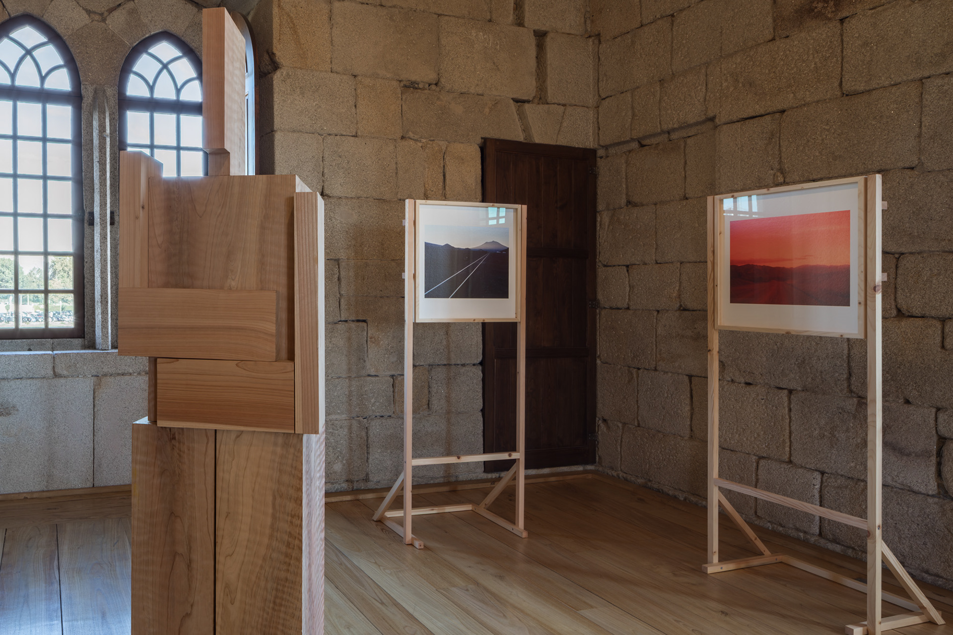 EXHIBITION: PEOPLE IN MOTION - Um itinerário artístico sobre migrações e encontros, com curadoria de Roberto Cremascoli, e obras de Álvaro Siza, Mónica de Miranda, Afonso Cruz, Dulce Maria Cardoso, Gonçalo M. Tavares, Isabel Lucas, José Luís Peixoto, Attilio Fiumarella, Inês d’Orey, Nuno Cera, Paulo Catrica, Rita Burmester, Marco Cremascoli e Rita Nery.