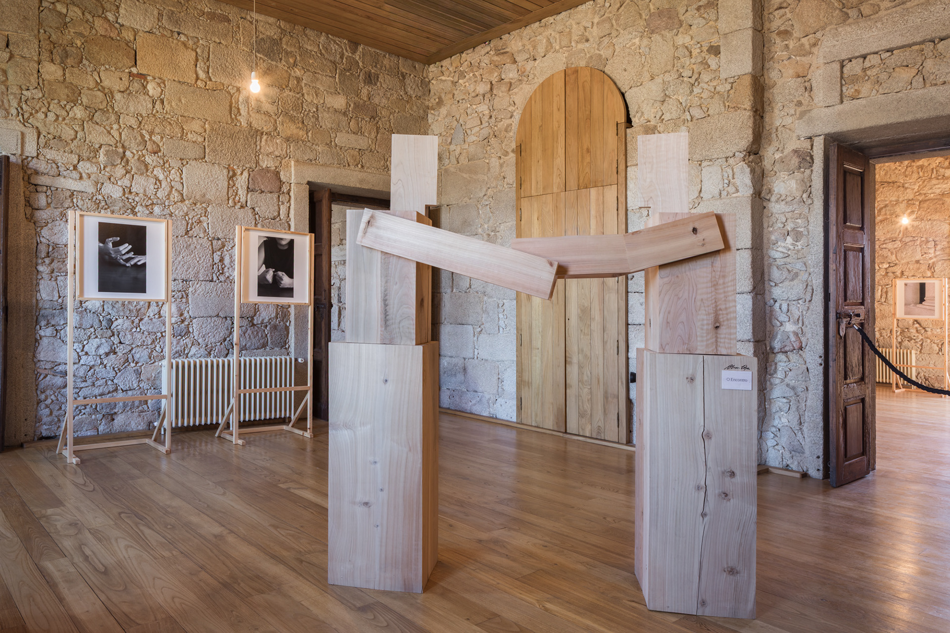 EXHIBITION: PEOPLE IN MOTION - Um itinerário artístico sobre migrações e encontros, com curadoria de Roberto Cremascoli, e obras de Álvaro Siza, Mónica de Miranda, Afonso Cruz, Dulce Maria Cardoso, Gonçalo M. Tavares, Isabel Lucas, José Luís Peixoto, Attilio Fiumarella, Inês d’Orey, Nuno Cera, Paulo Catrica, Rita Burmester, Marco Cremascoli e Rita Nery.