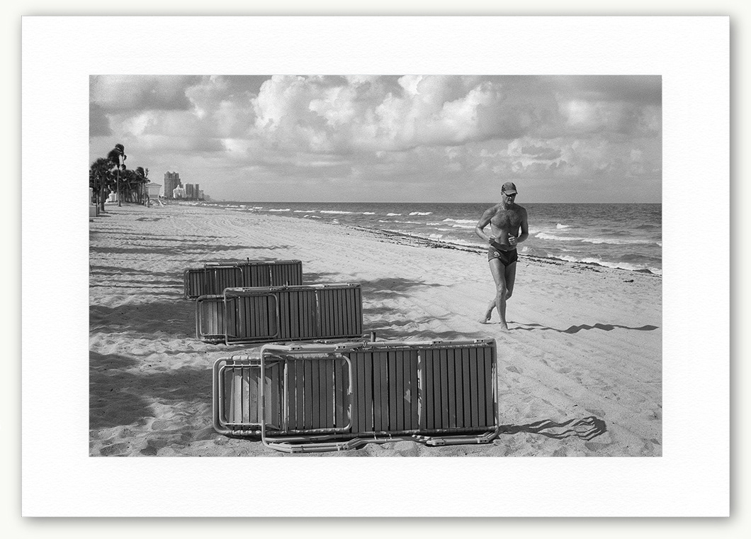 Steve Hanson Photography Jogging along the beach, Ft.Lauderdale, Florida, USA.