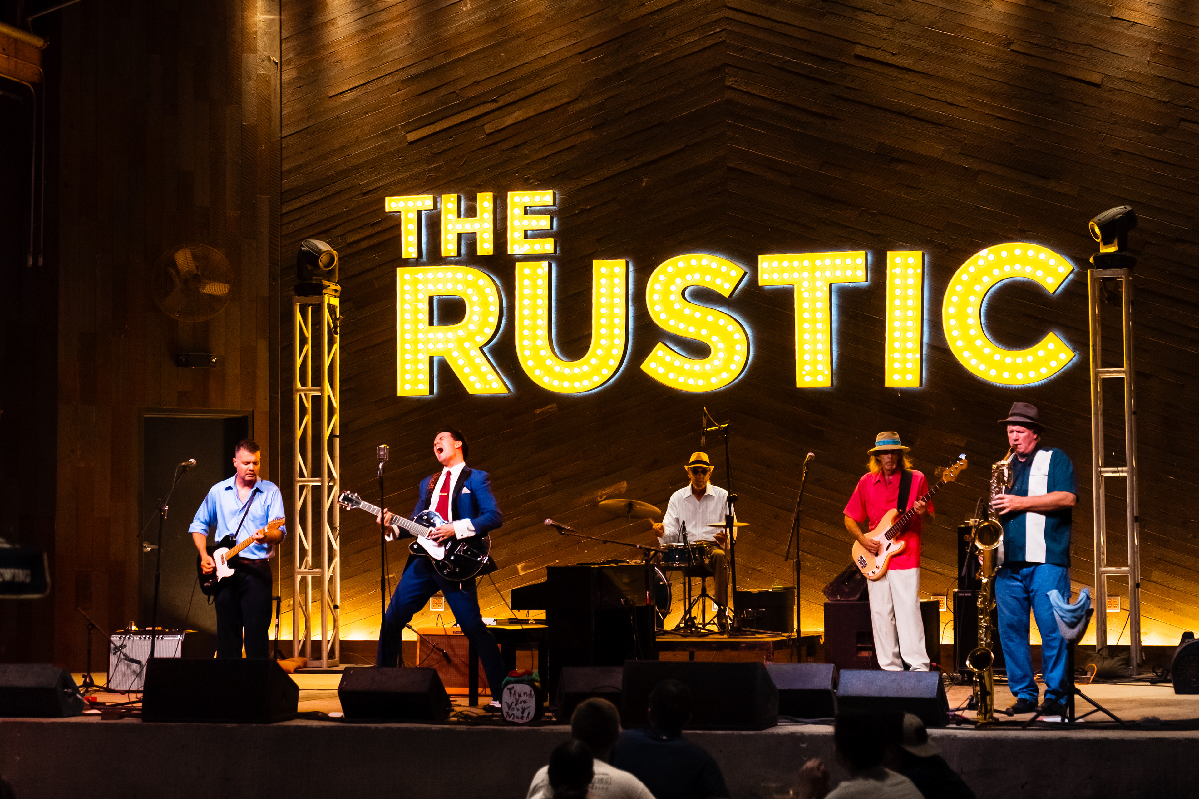 Erik Dongil performance at The Rustic