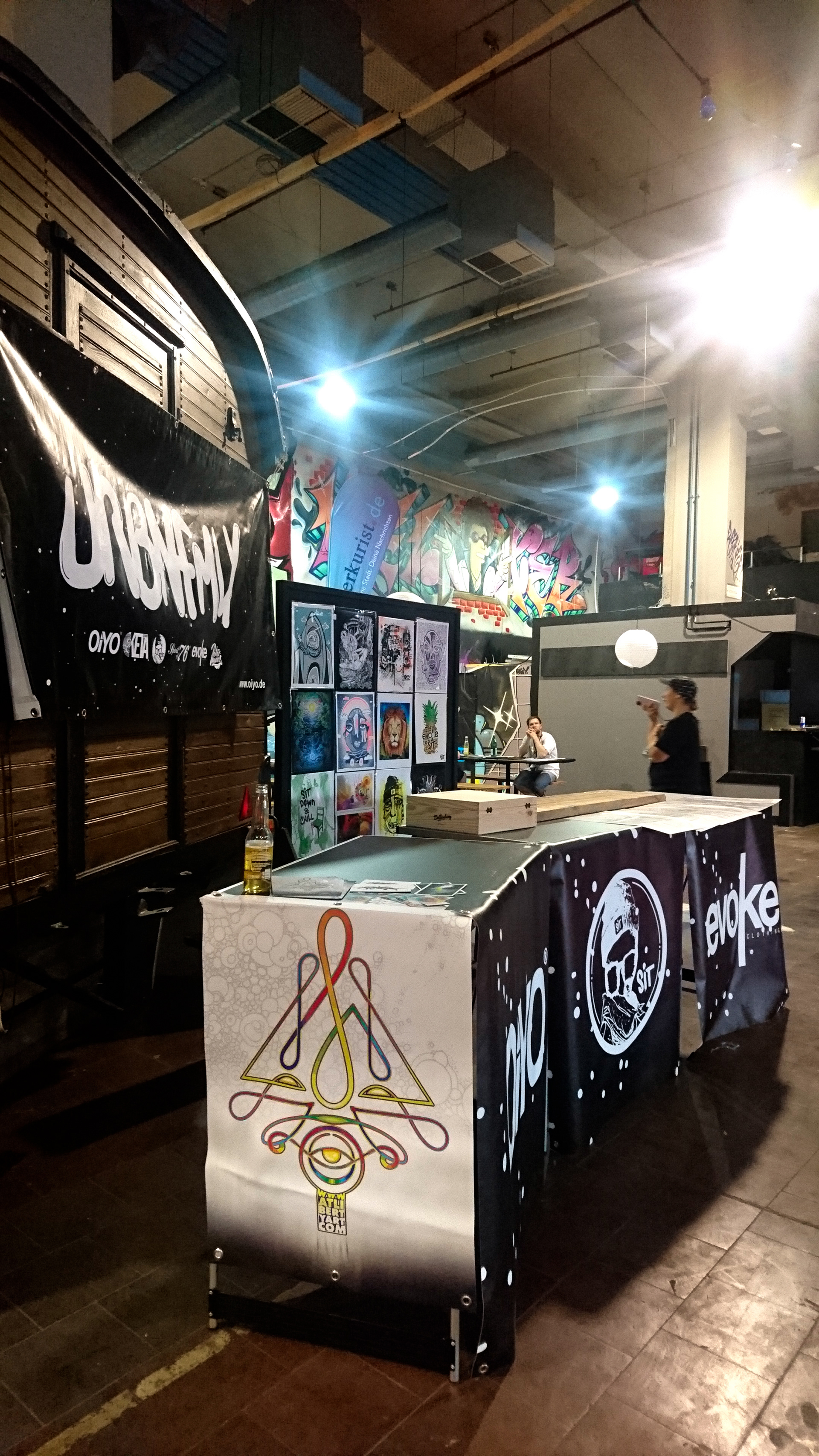 Stand mit SiT, Oiyo und evoke