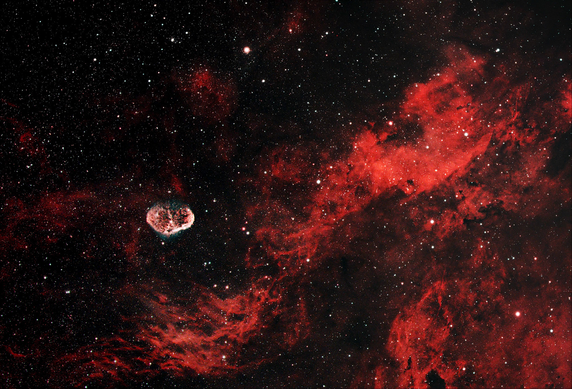 Crescent Nebula
