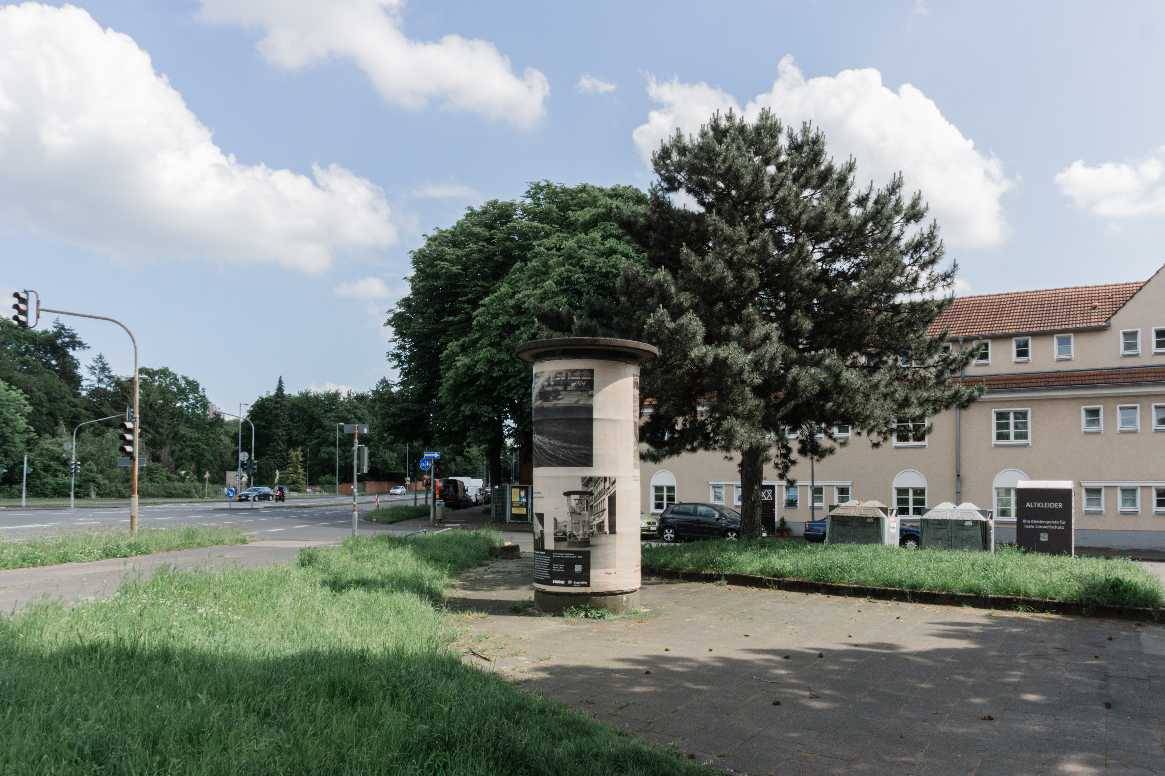 "Zeitkapsel" on an Art Pillar, Byron Co, Gothaerplatz, Köln, 2024