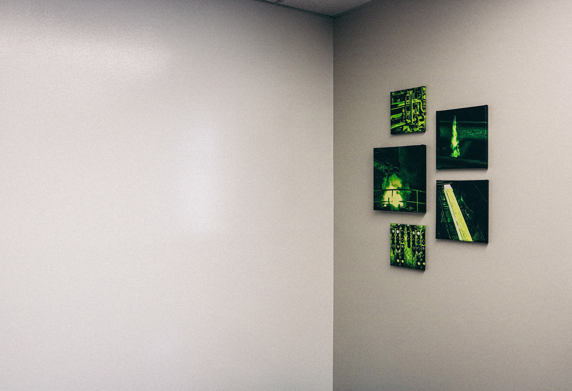 added a whiteboard wall for instructions for PT